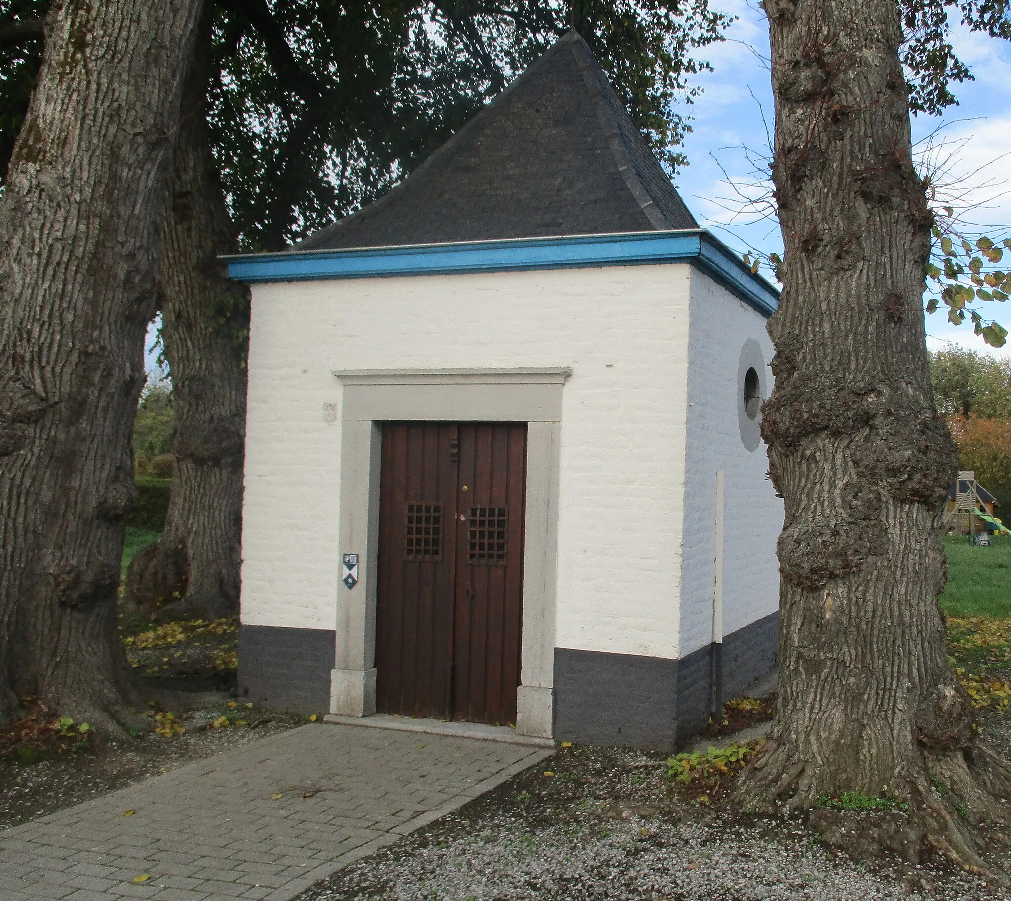 Photo showing: Kapel Notre-Dame de Bon Secours Villers-le-Peuplier Hannut, beschermd monument uit 1830