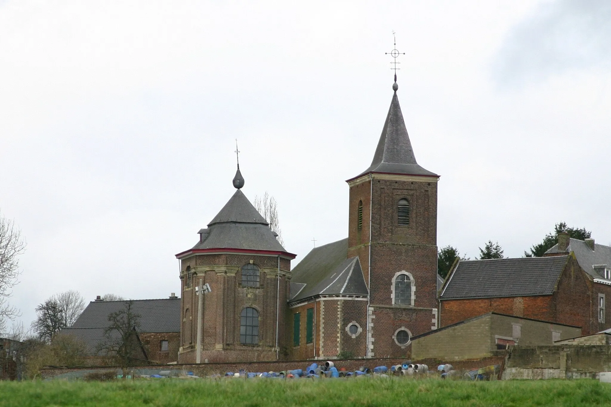 Photo showing: Kierch vun Neufchâteau, Gemeng Dalhem, Provënz Léck.