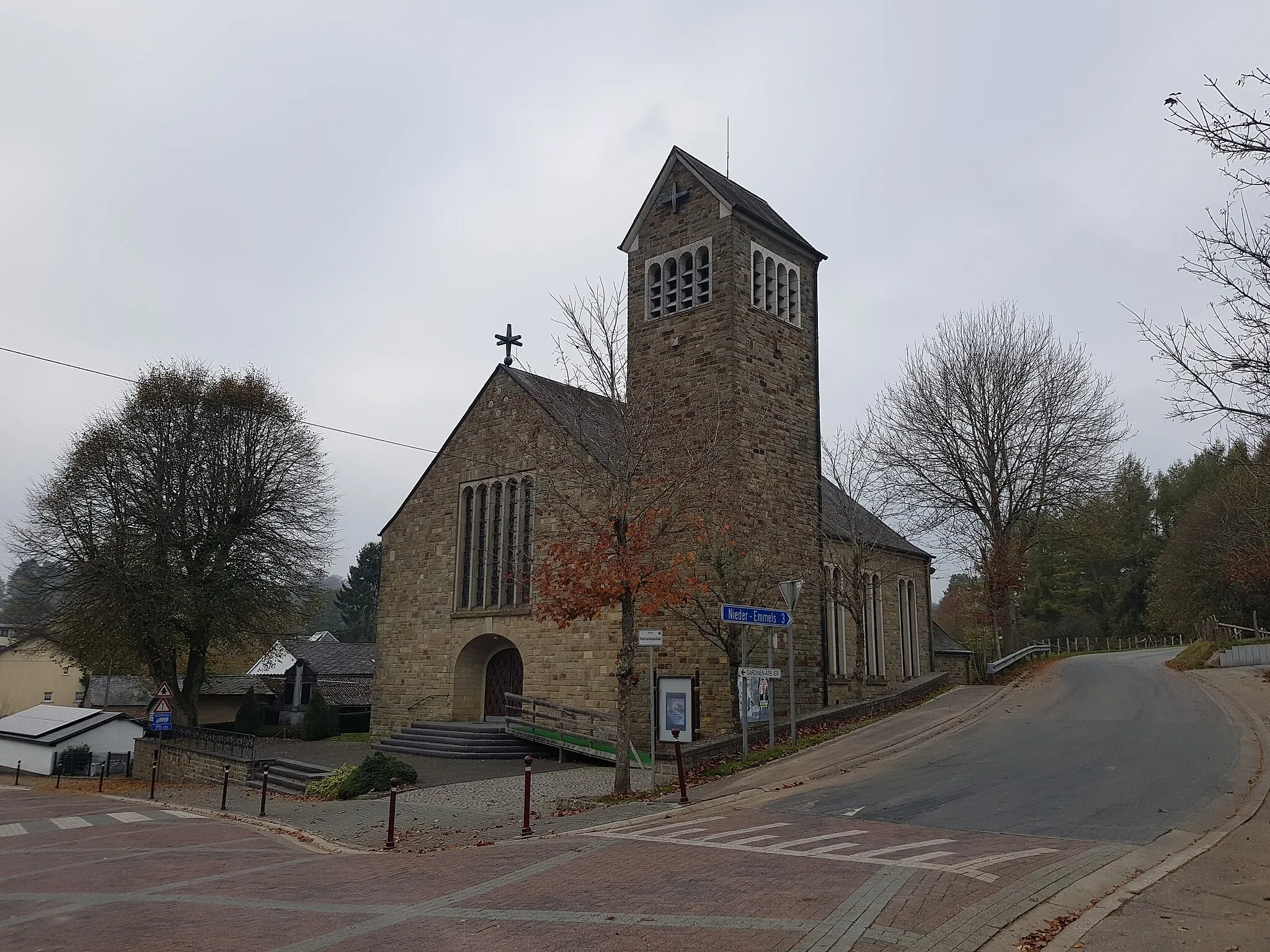 Photo showing: Kirche St. Kornelius, Rodt, Sankt Vith, Belgien