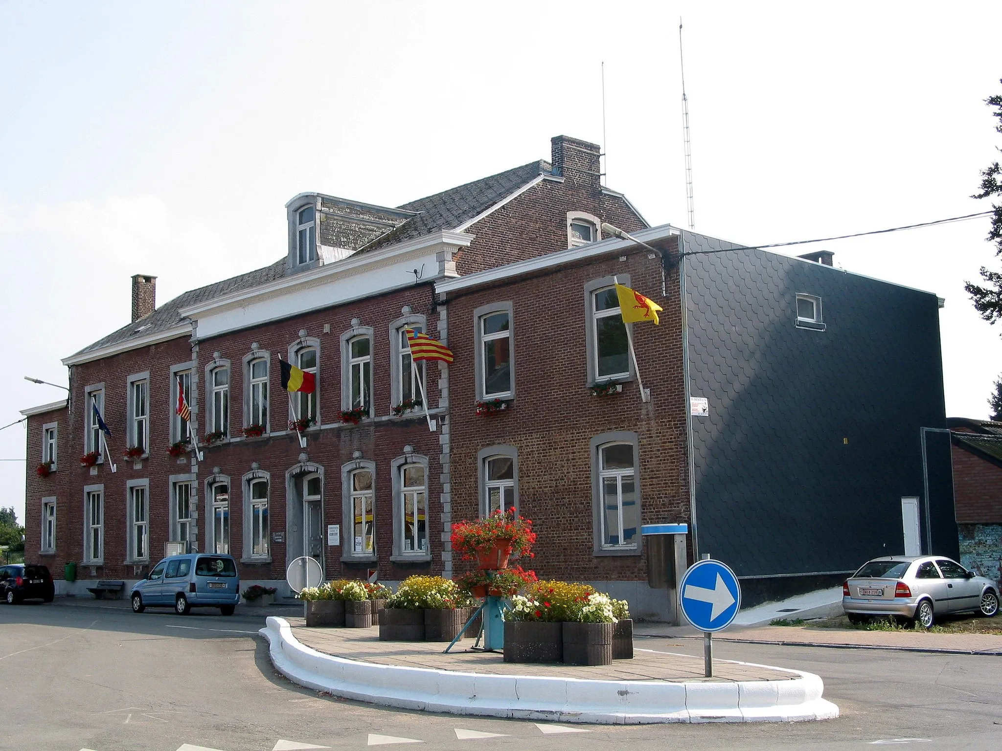 Photo showing: Remicourt (Belgium), the town hall.