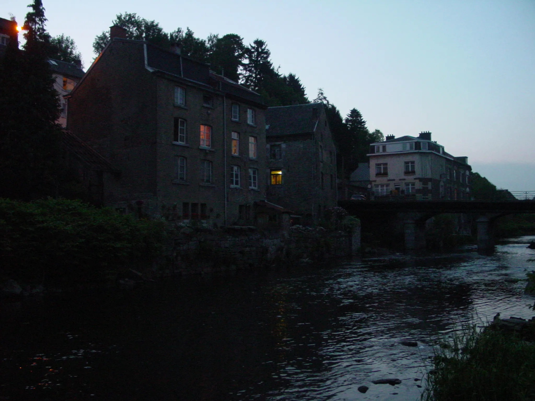 Photo showing: La vesdre au pont d'ensival