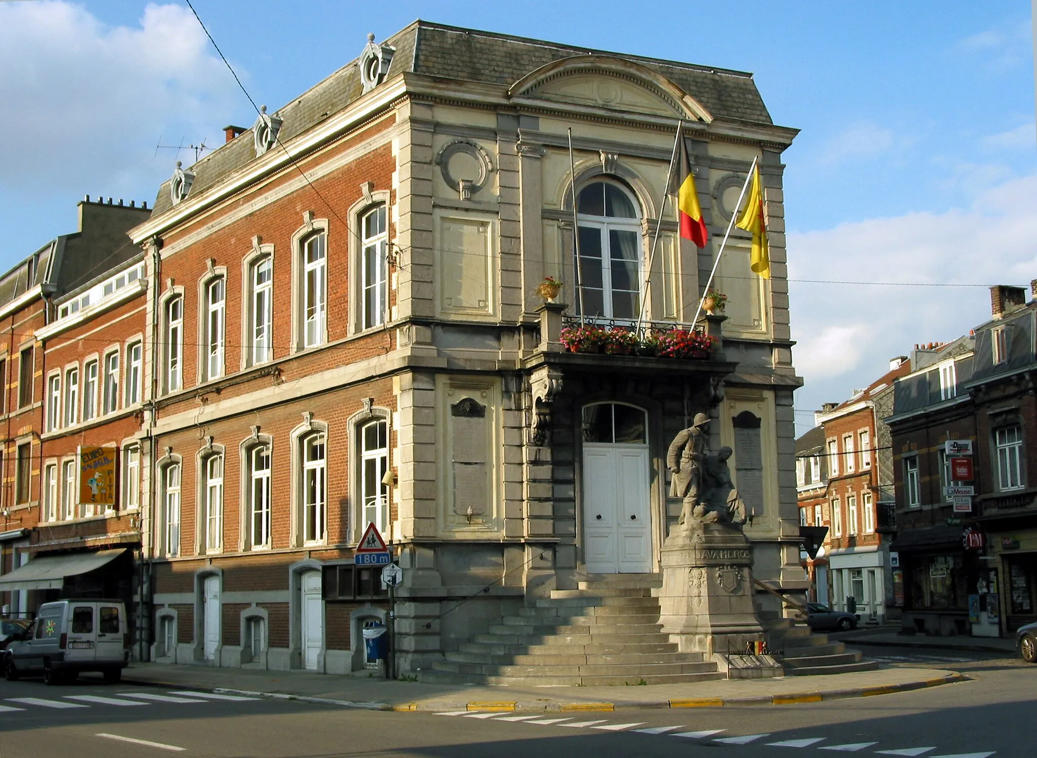 Photo showing: Pepinster (Belgium), the town hall - Neoclassical style (Architects: Remonts and Vivroux).
