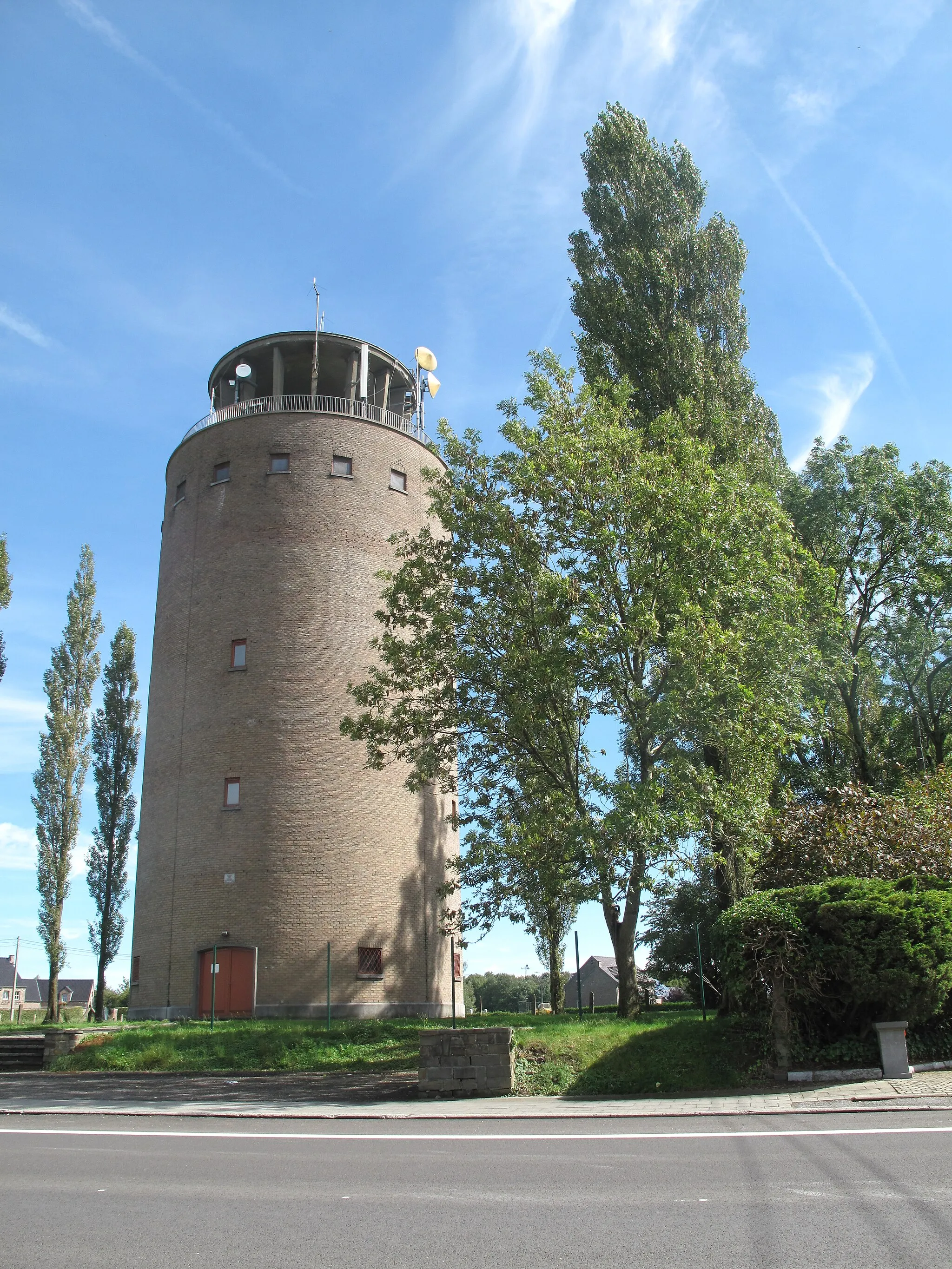 Photo showing: Battice, watertower