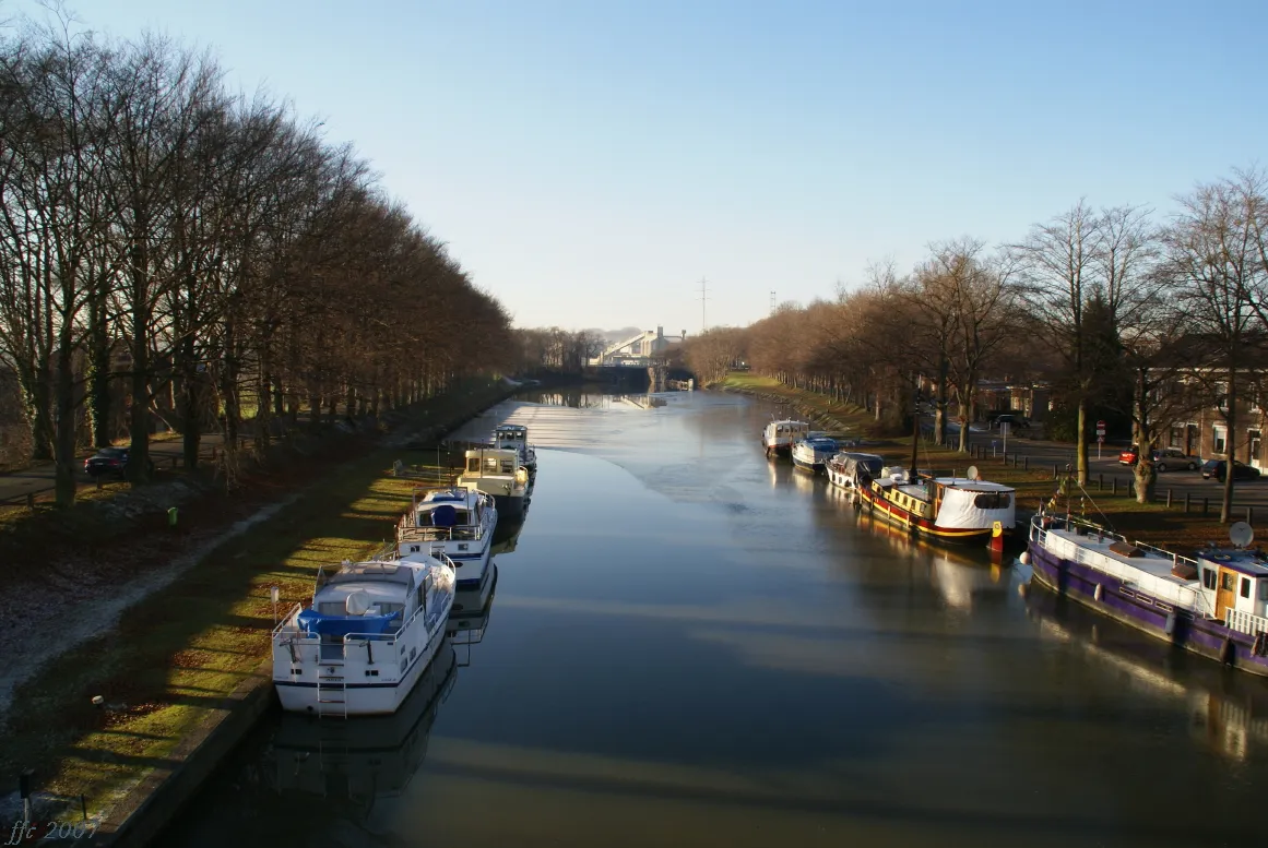 Photo showing: El canal de Visé