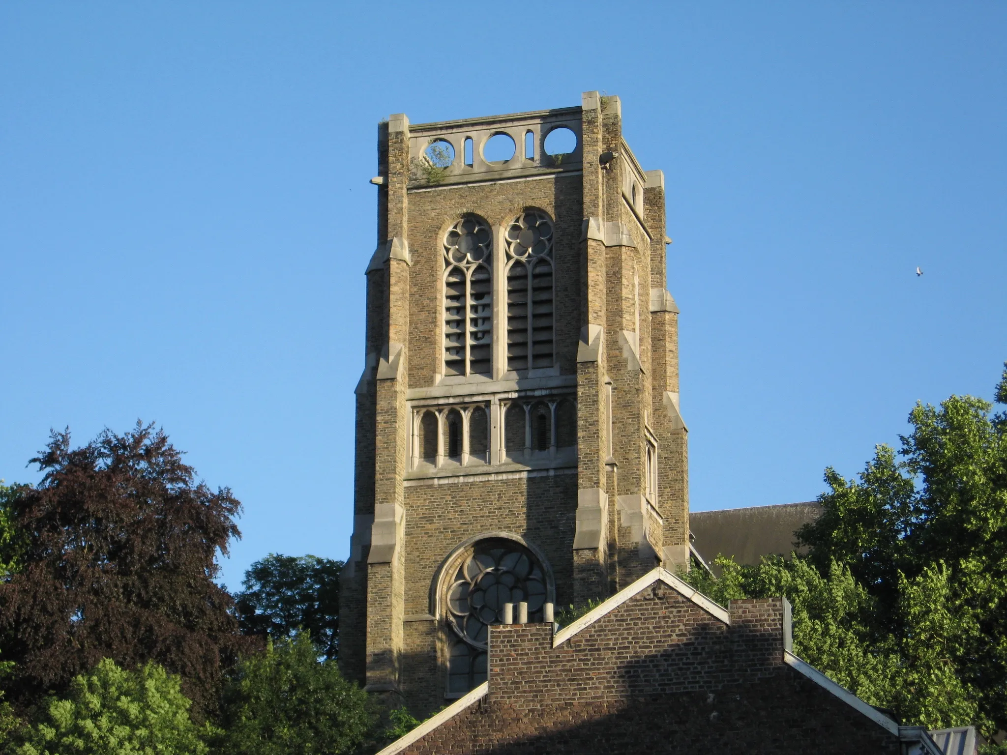 Photo showing: Church of Our Lady of Lourdes in Le Bouhay, Bressoux, Liège, Liège, Belgium