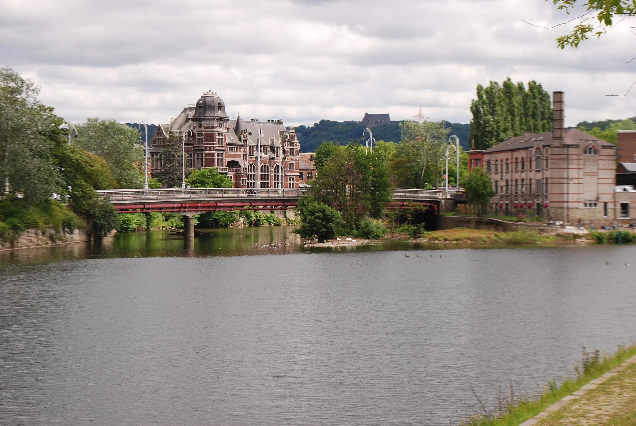 Photo showing: Le confluent de la Vesdre et de l'Ourthe à Chênée (Liège).