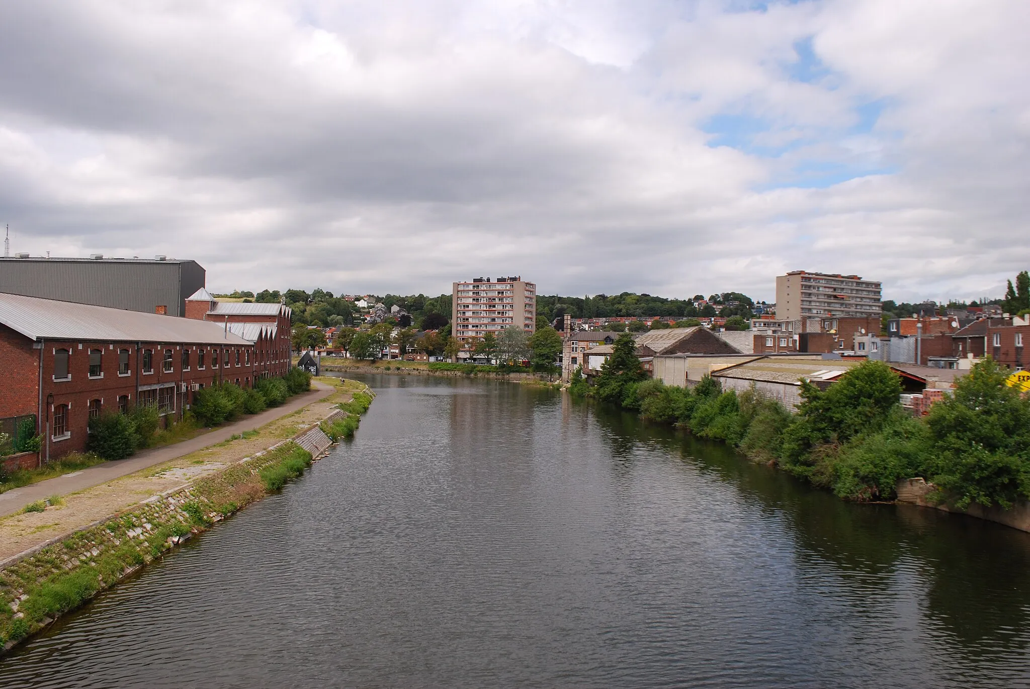 Photo showing: L'Ourthe, au confluent avec la Vesdre, à Chênée (Liège).