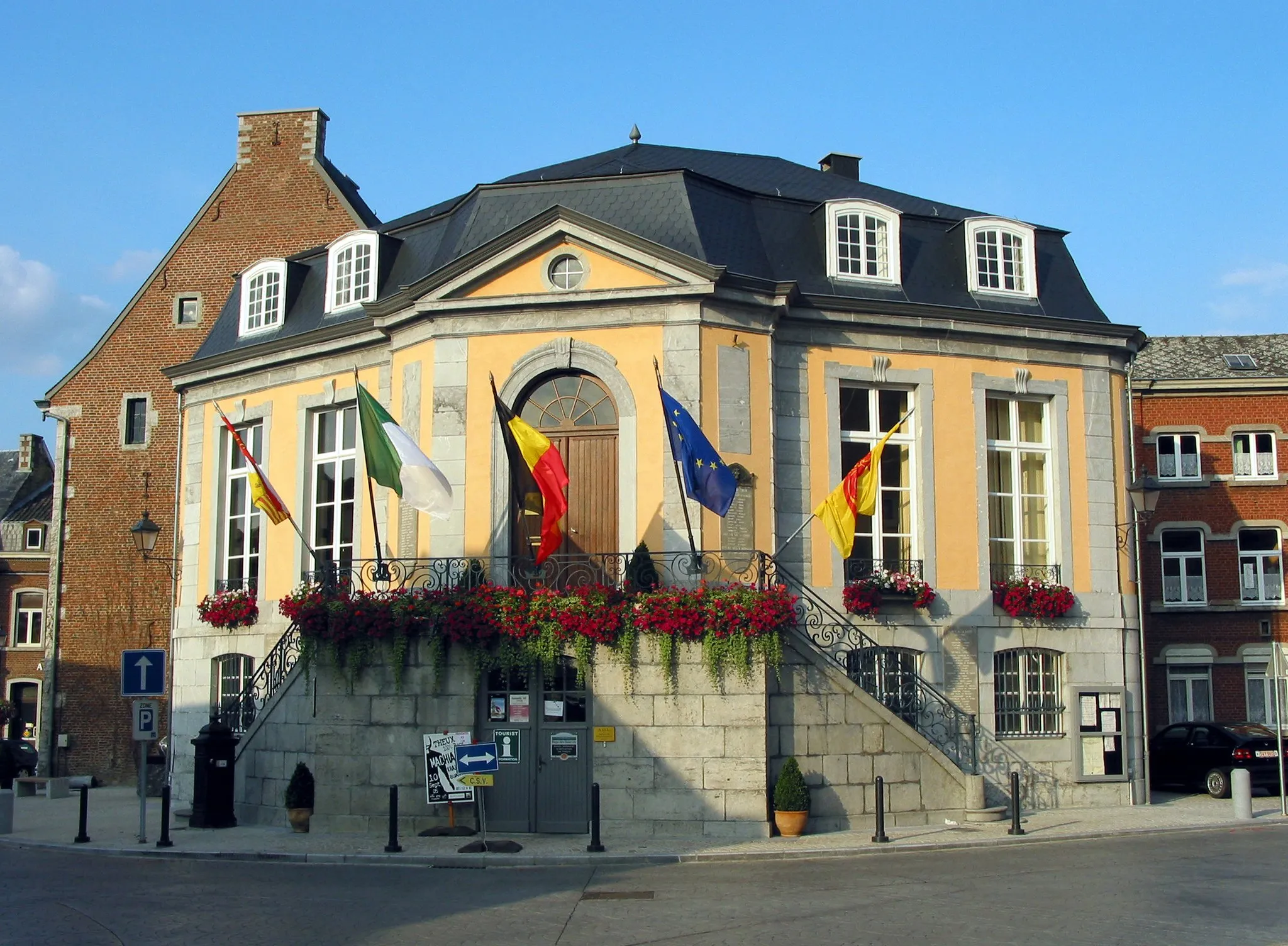 Photo showing: Theux (Belgium), the city hall (1630-1770).