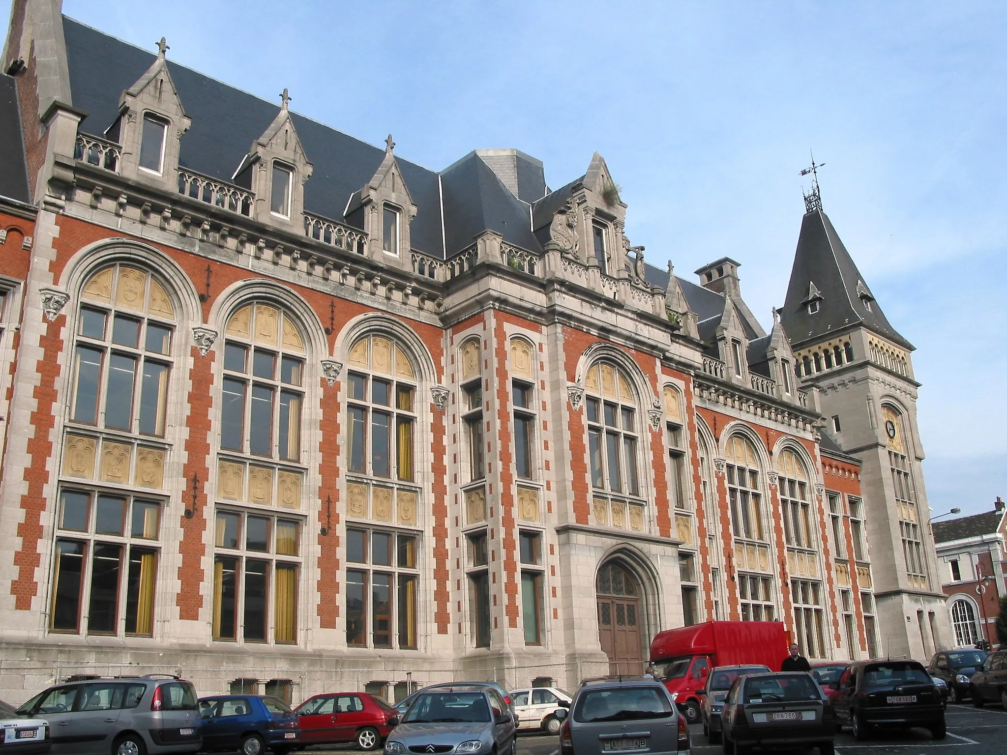 Photo showing: Verviers (Belgium), the law court (1830/1853) - Architects: Dumont (main building)/Remouchamps (added wing - 1896).