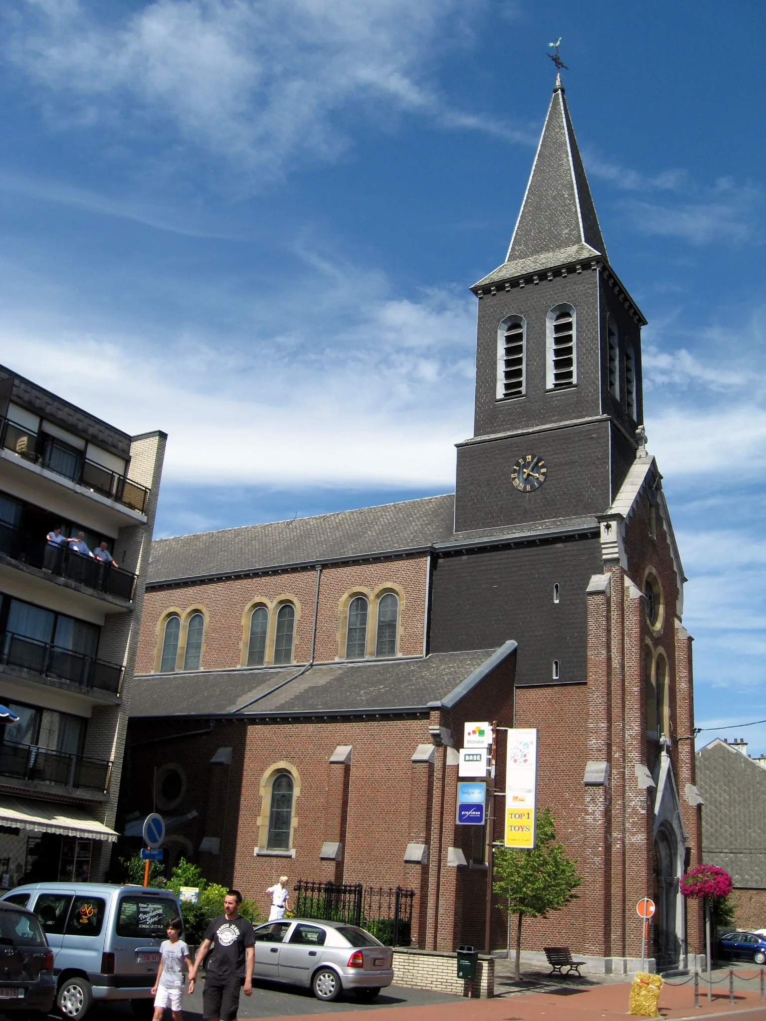 Photo showing: Church of Saint John the Baptiser in Welkenraedt, Liège, Belgium