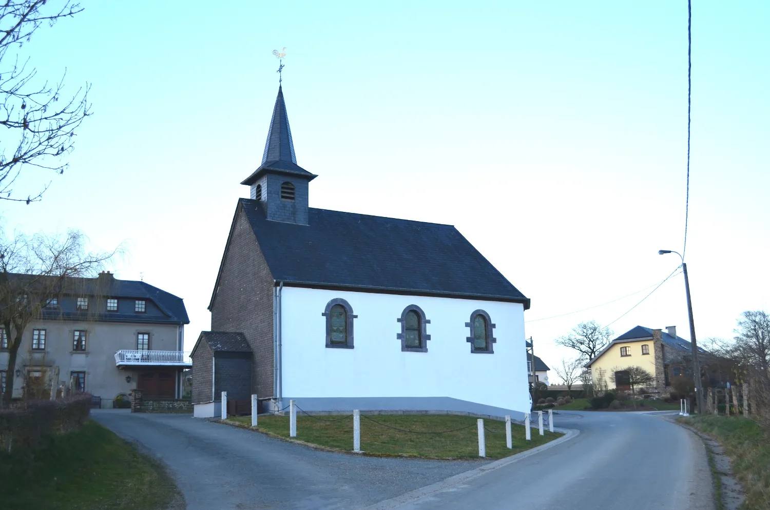 Photo showing: Zentrum von Malscheid, Burg-Reuland, mit Kapelle