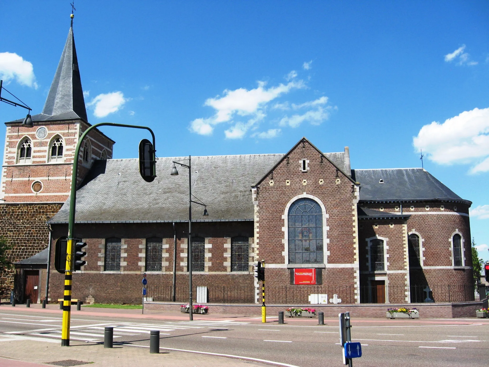 Photo showing: Church of the Assumption of Our Lady in Kermt, Hasselt, Limburg, Belgium