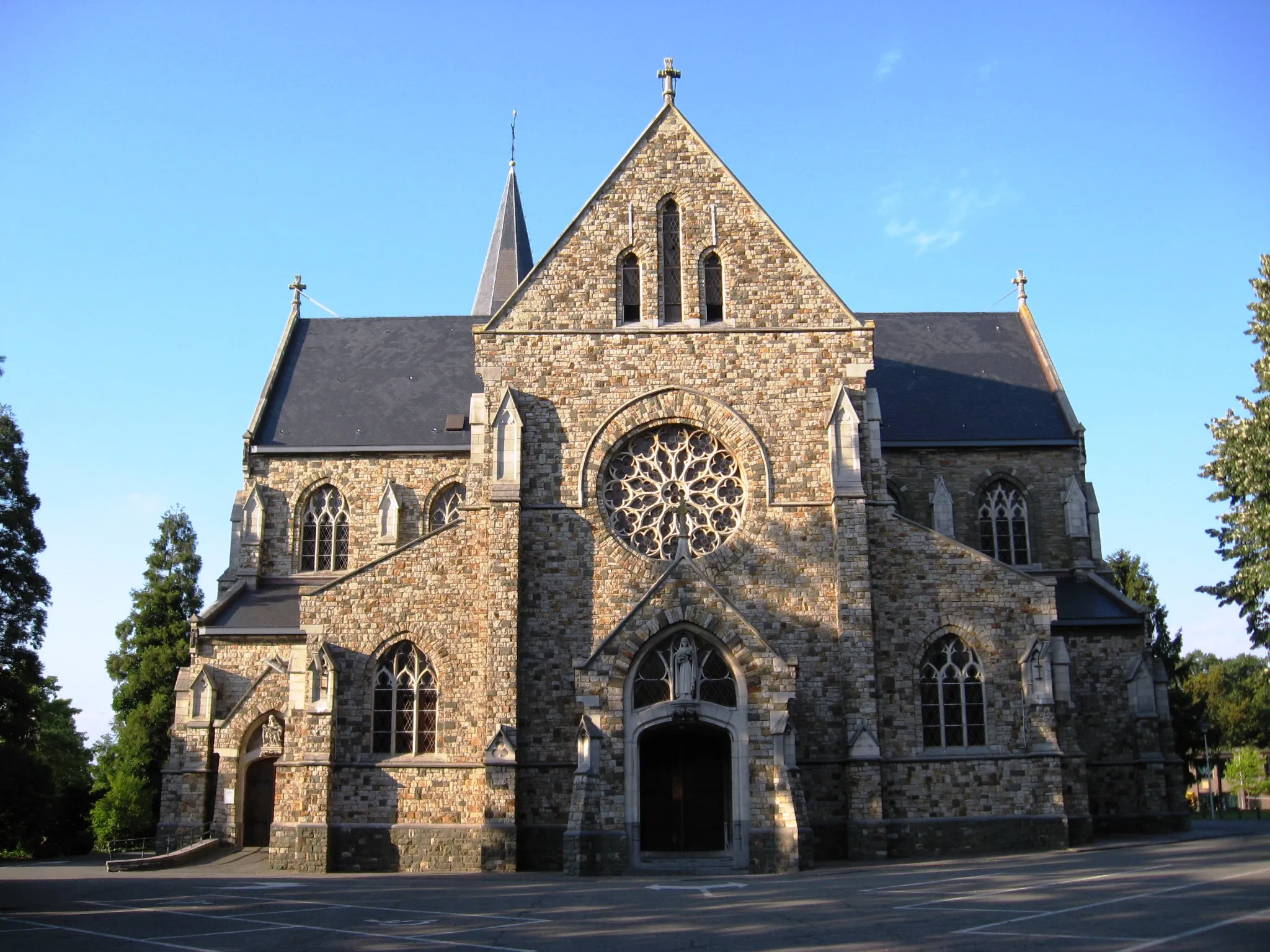 Photo showing: Church of Saint Teresa in As, Limburg, Belgium
