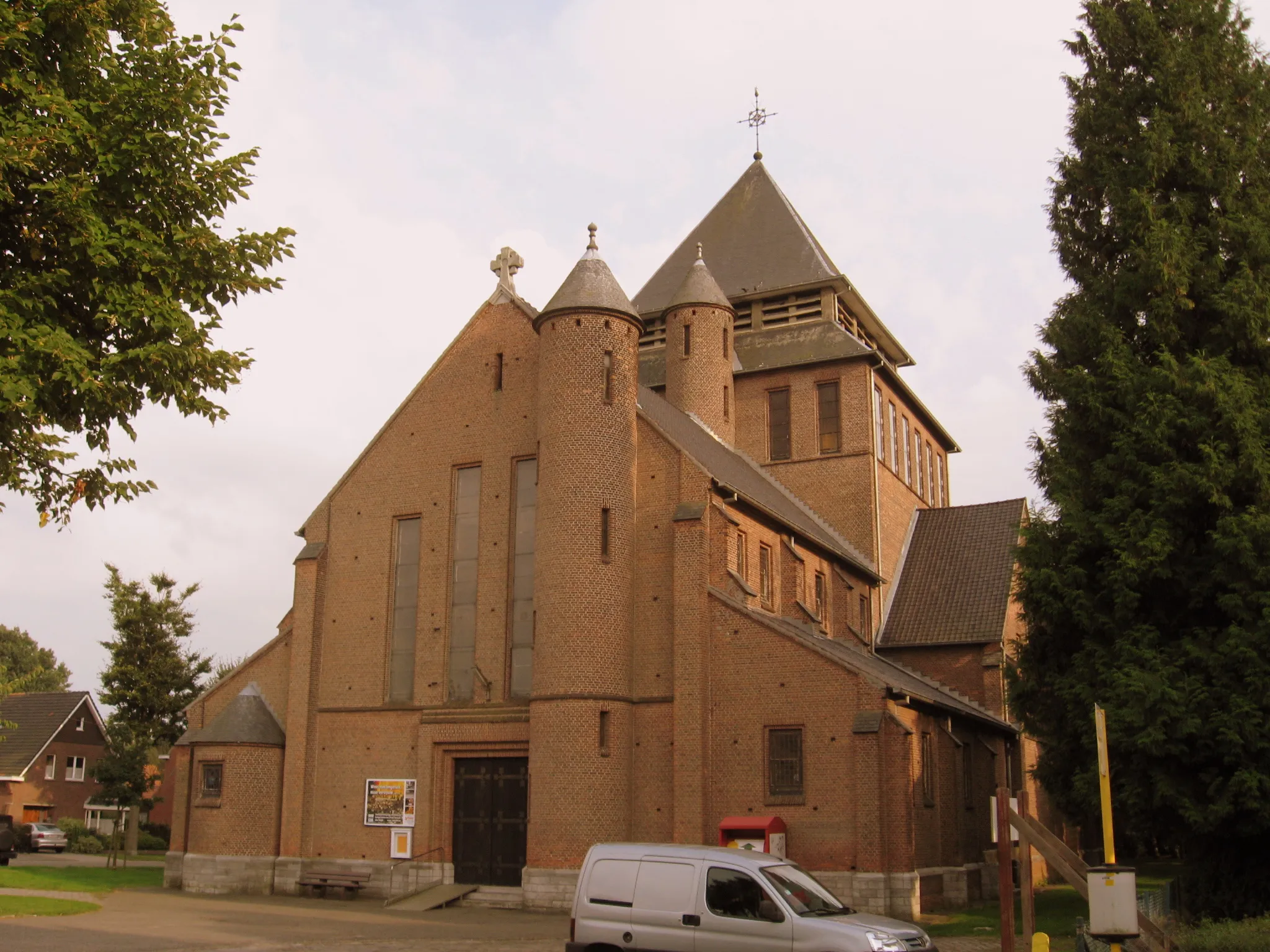Photo showing: Church of the Immaculate Conception of the Virgin Mary in Gompel, Mol, Antwerp, Belgium