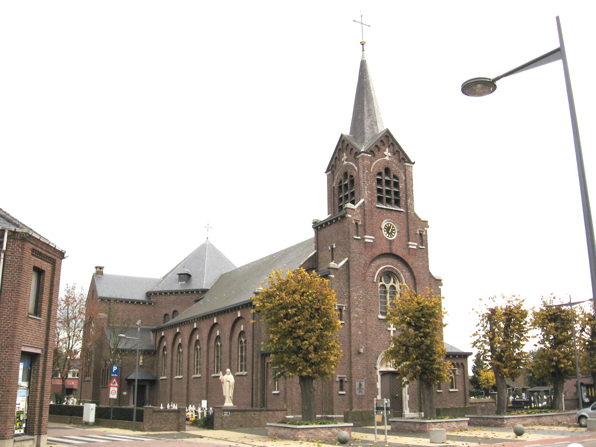 Photo showing: Church of Saint Leonard in Molenbeersel, Kinrooi, Limburg, Belgium