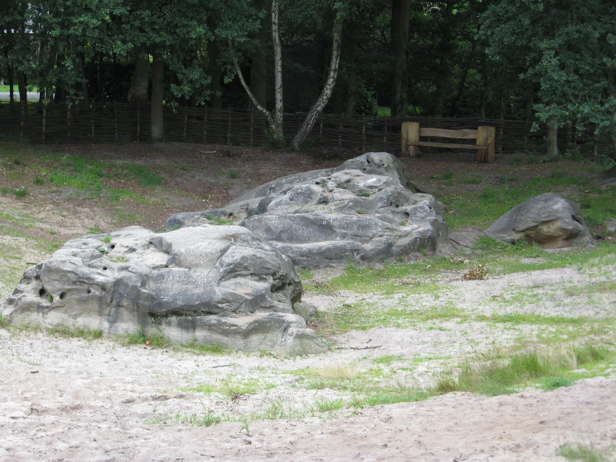 Photo showing: De Holsteen, a group of prehistoric stones to sharpen objects in Zonhoven, Limburg, Belgium