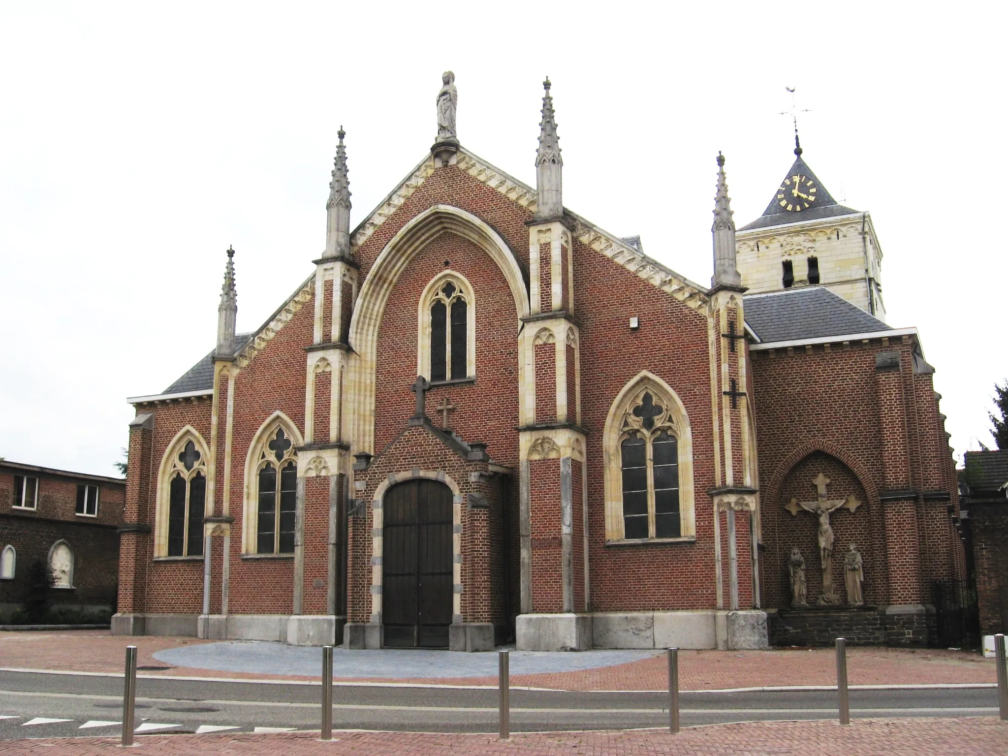 Photo showing: Church of the Assumption of Saint Mary in Munsterbilzen, Bilzen, Limburg, Belgium