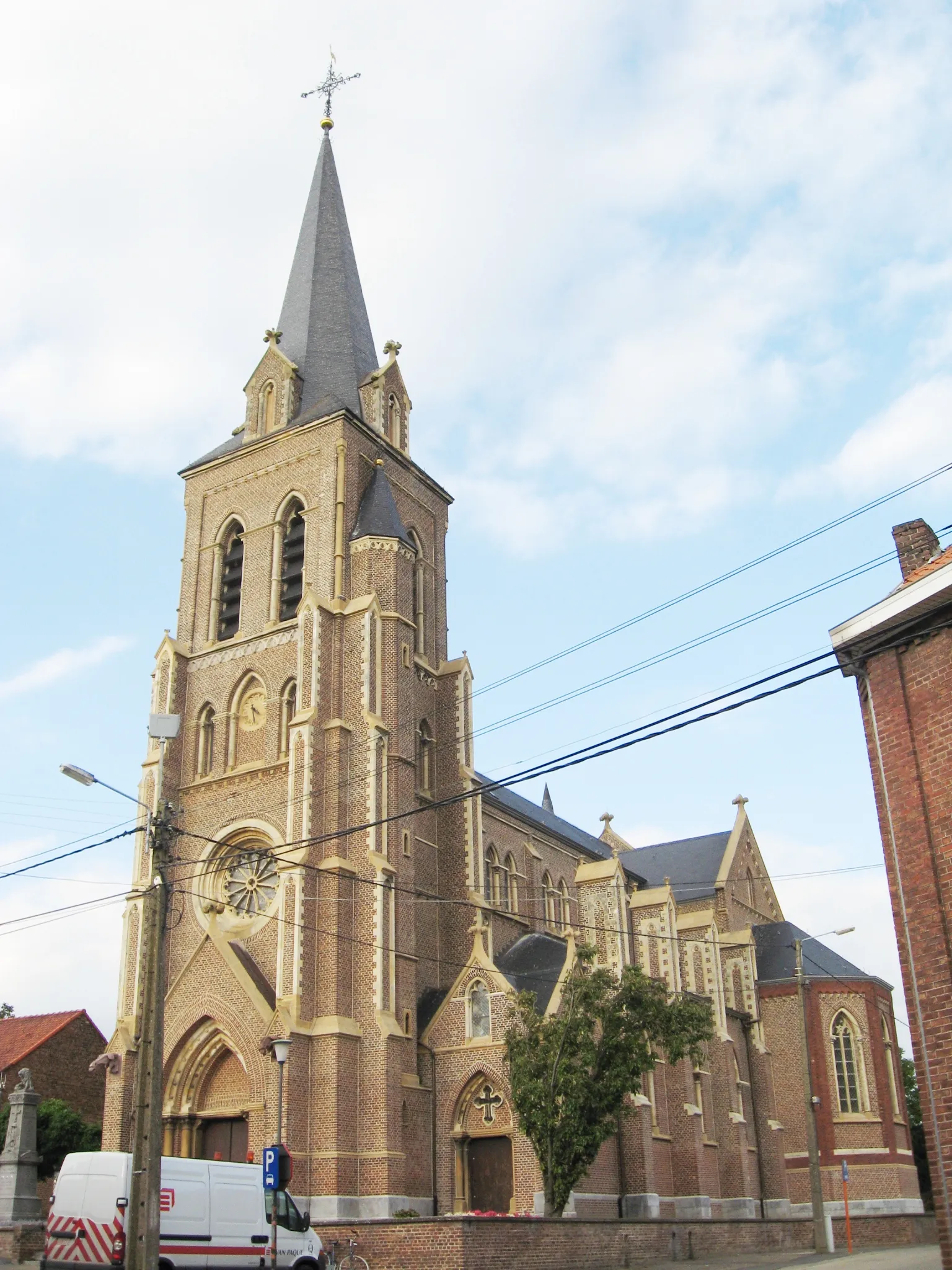 Photo showing: Church of Saint Peter in Lauw, Tongeren, Limburg, Belgium