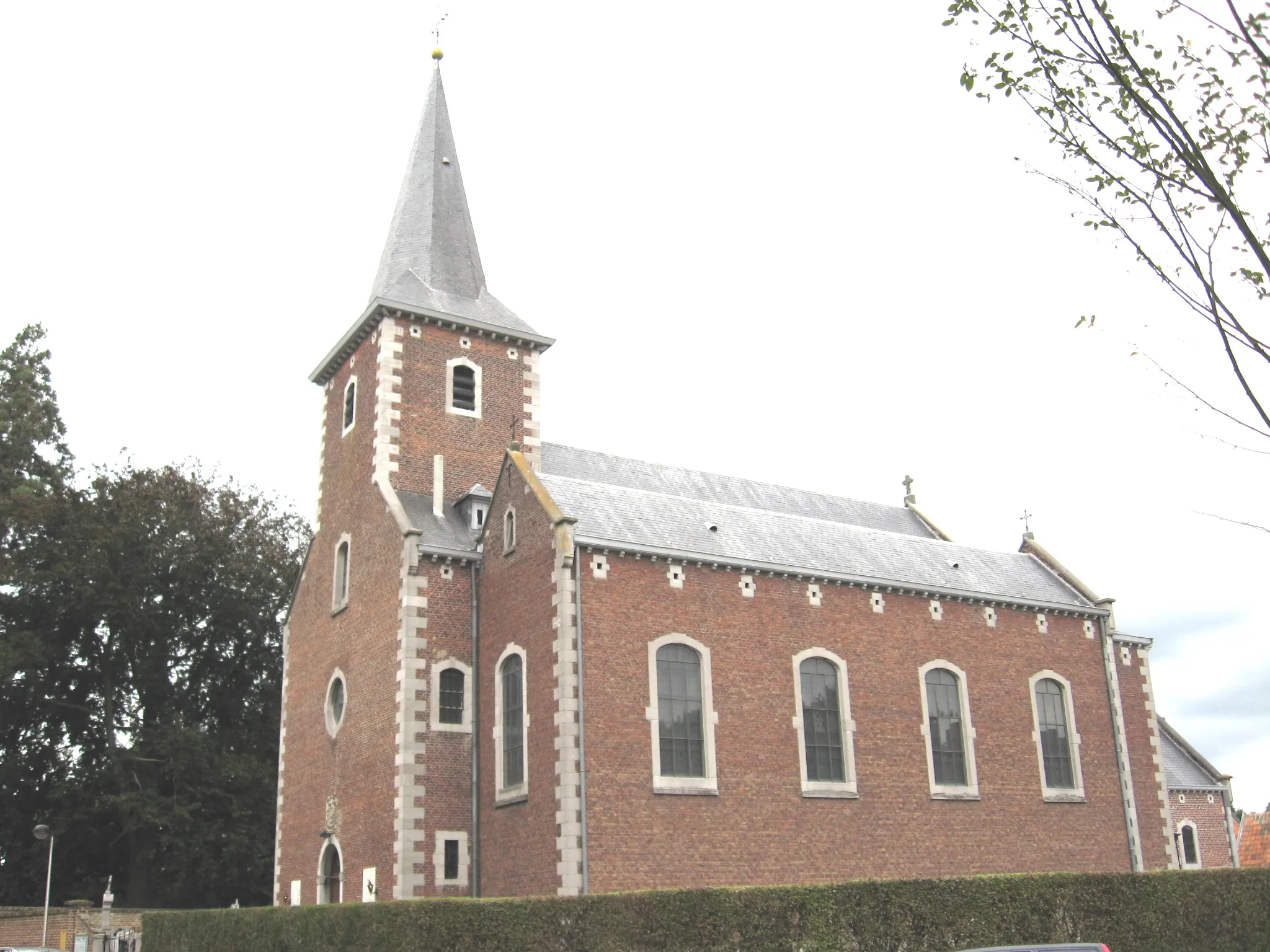 Photo showing: Church of Salvator Mundi in Sint-Truiden (Melveren), Limburg, Belgium