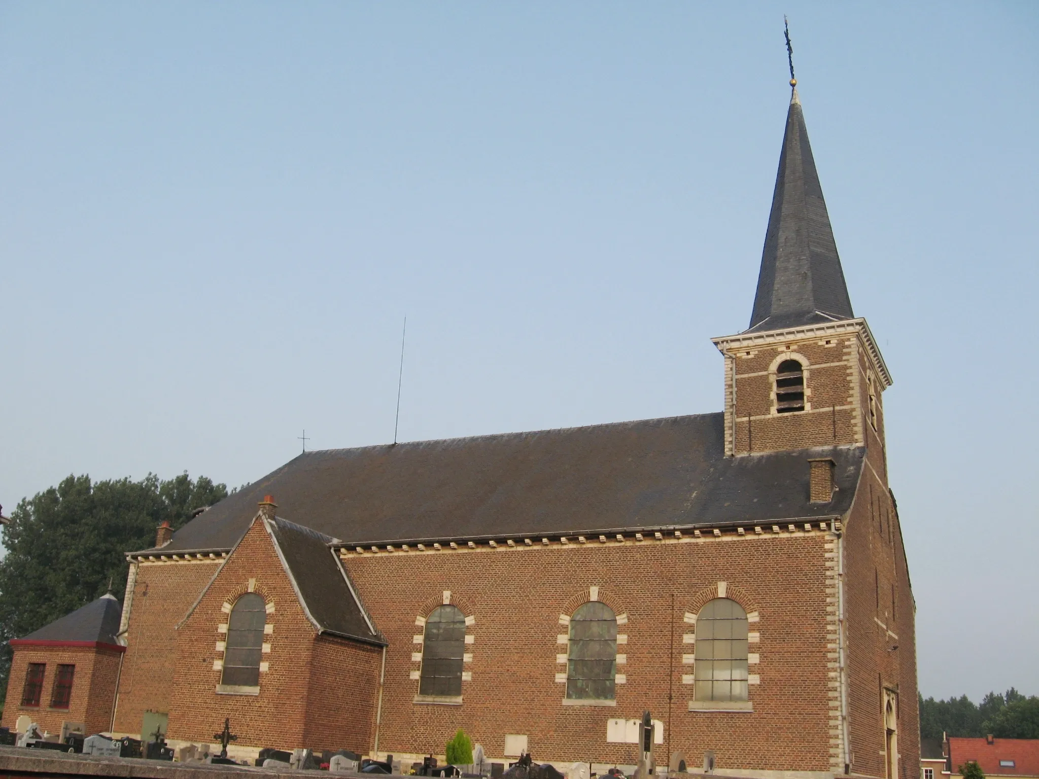 Photo showing: Church of Saint Cyriacus in Budingen, Zoutleeuw, Flemish Brabant, Belgium