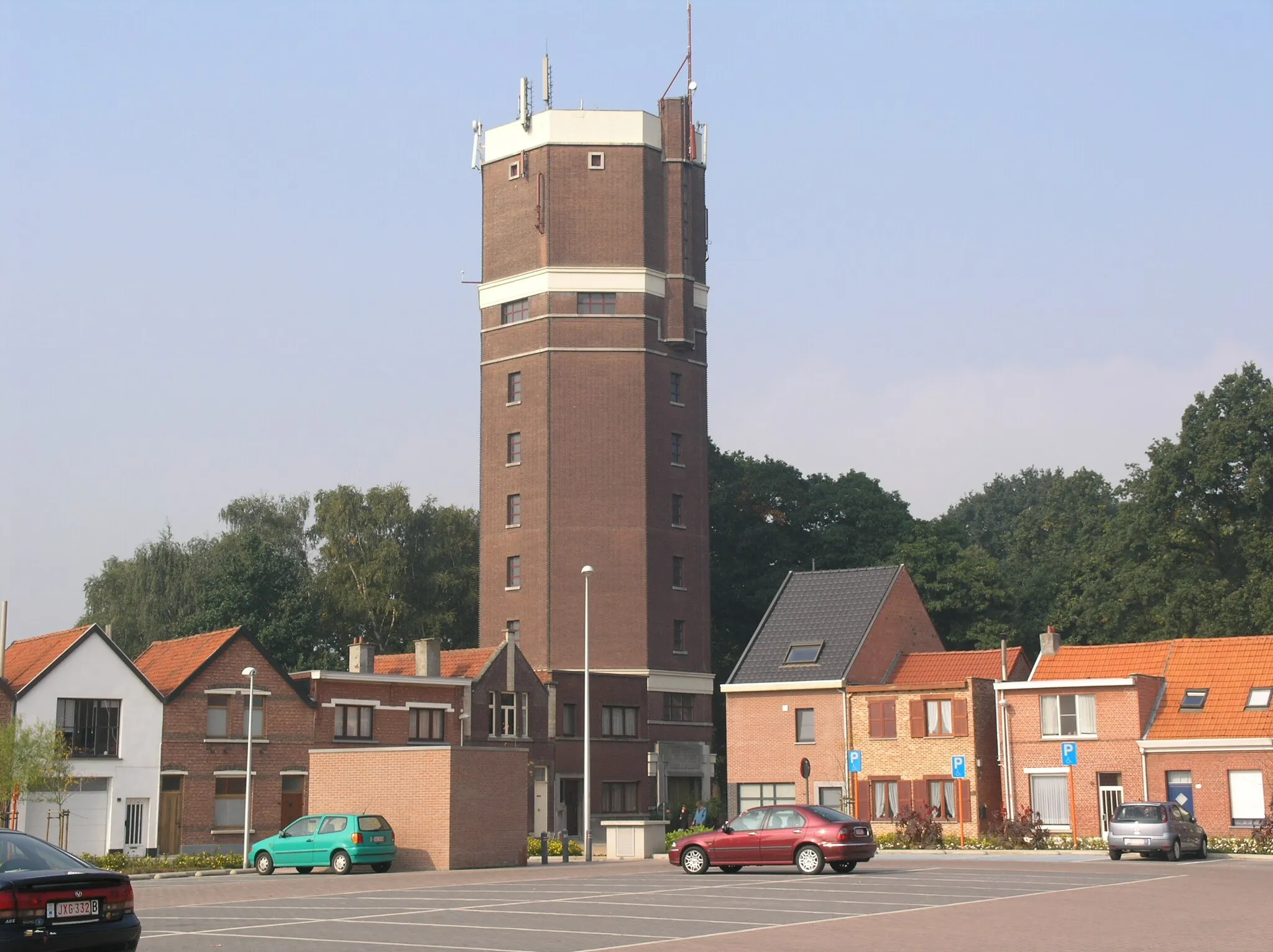 Photo showing: Kapellen (Glabbeek), Kerkstraat, watertoren