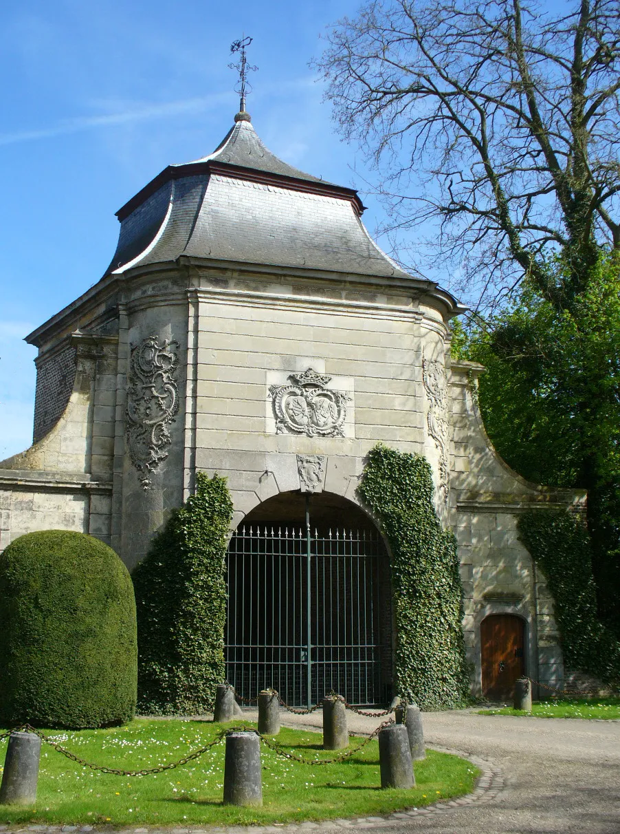Photo showing: Poortgebouw van de abdij van Hocht (Lanaken)