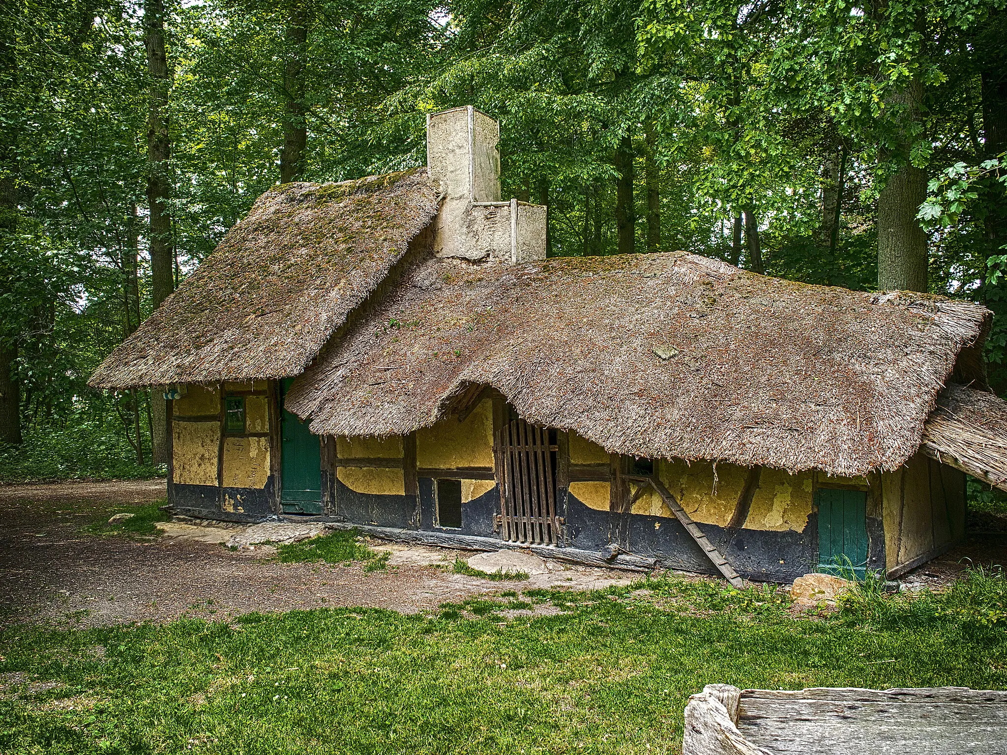 Photo showing: Old Hermit hut from Koersel reconstructed at Bokrijk