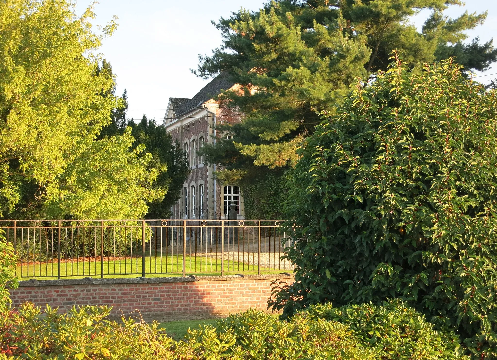 Photo showing: Kasteel de Corswarem, ook genoemd Kasteel Rodenpoel aan de Hameestraat in Alken