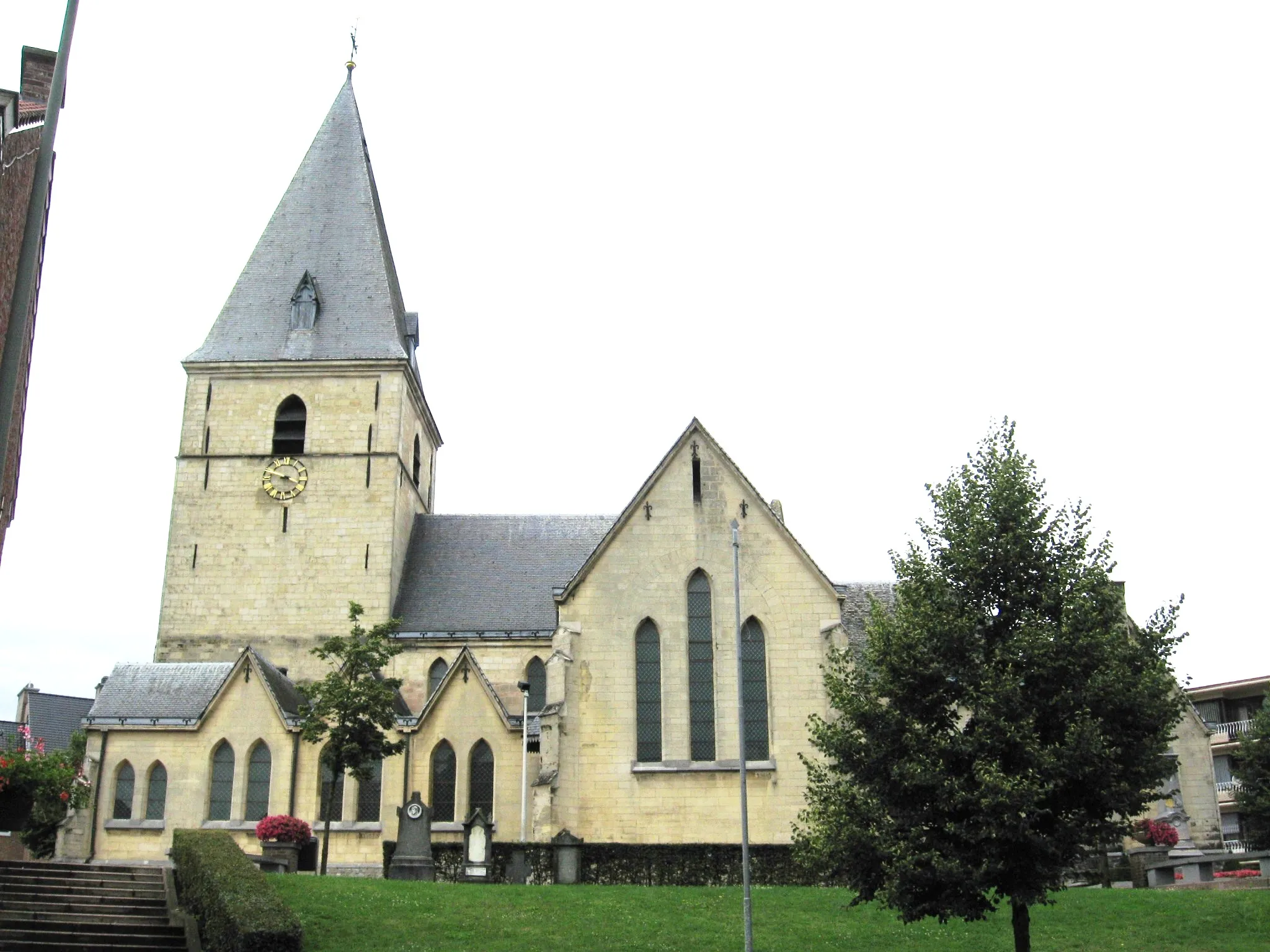 Photo showing: Church of the Assumption of Our Lady in Zutendaal, Limburg, Belgium