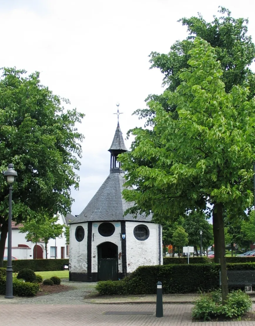 Photo showing: eind 18e eeuwse kapel in Zonhoven - eigen foto