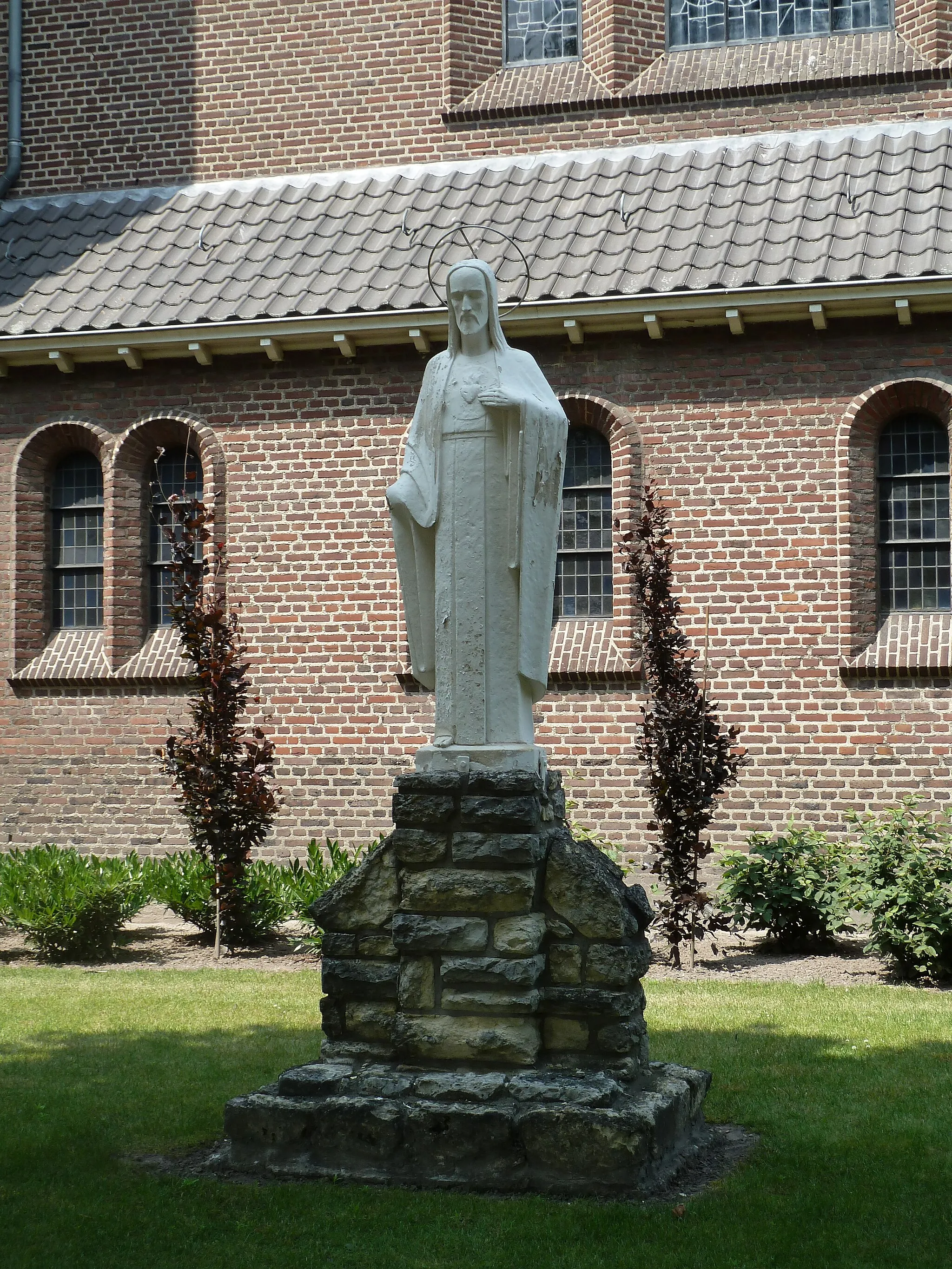 Photo showing: Heilig Hartbeeld, Leveroy, Nederland