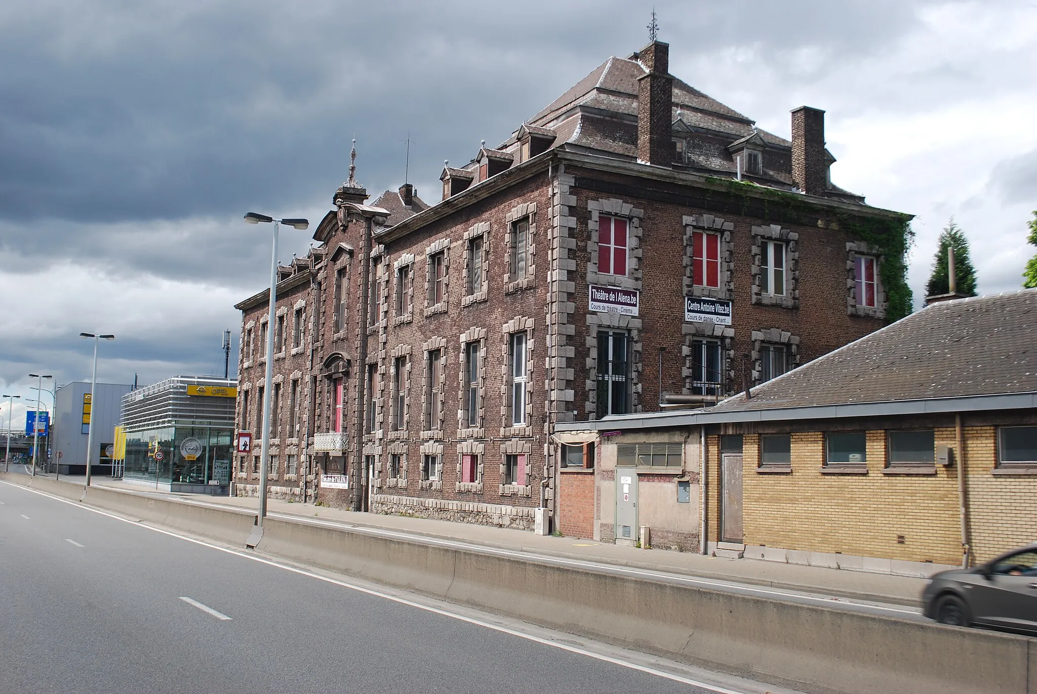 Photo showing: Vue des bords de Meuse à Liège, depuis le quai Vercour sur la rive gauche.