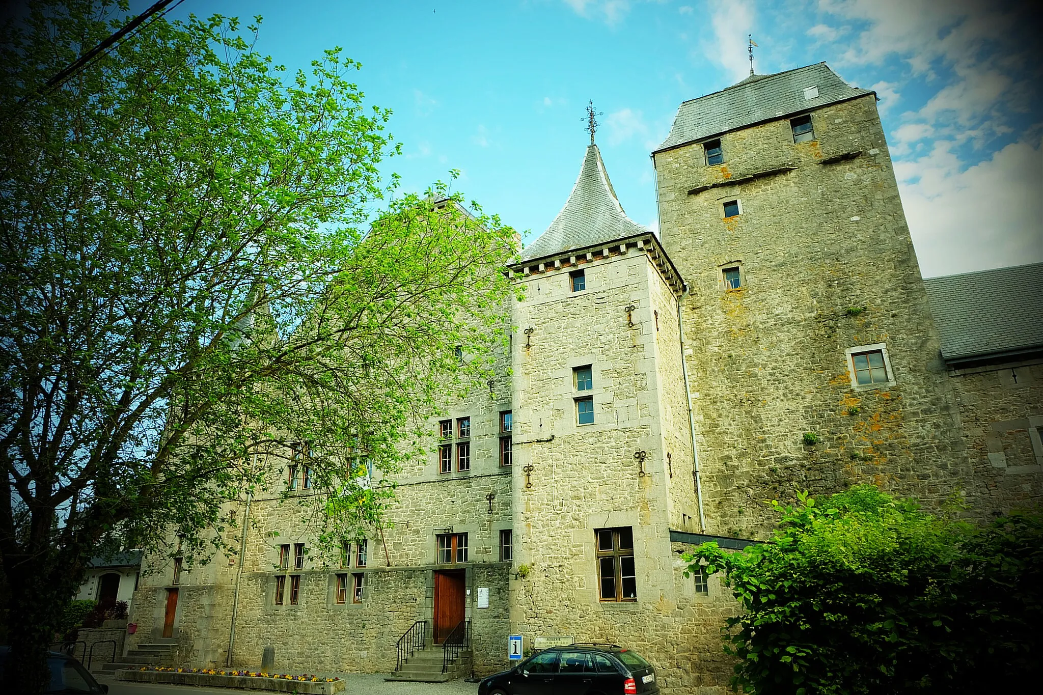 Photo showing: Façade du Château de l'Avouerie d'Anthisnes