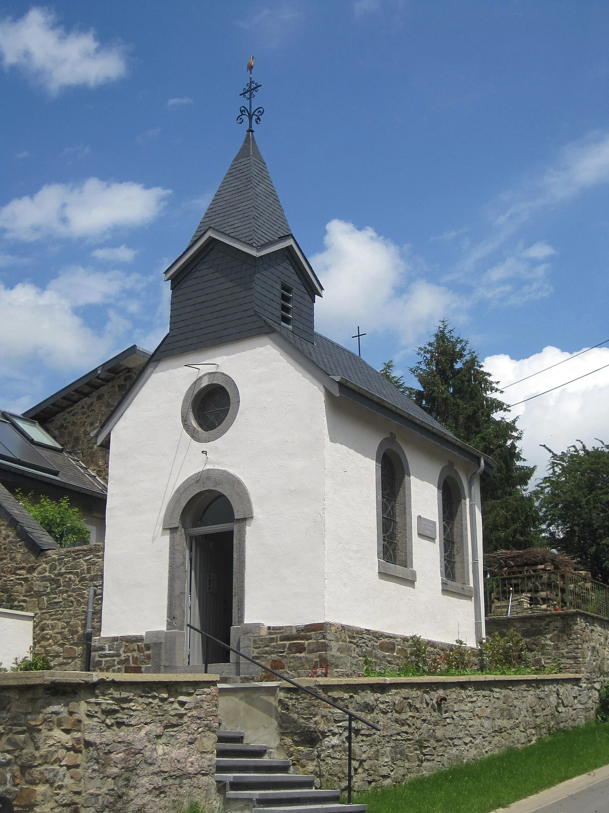 Photo showing: Rondu (Belgique), la chapelle Saint-Antoine - Montagne Saint-Antoine (508m).