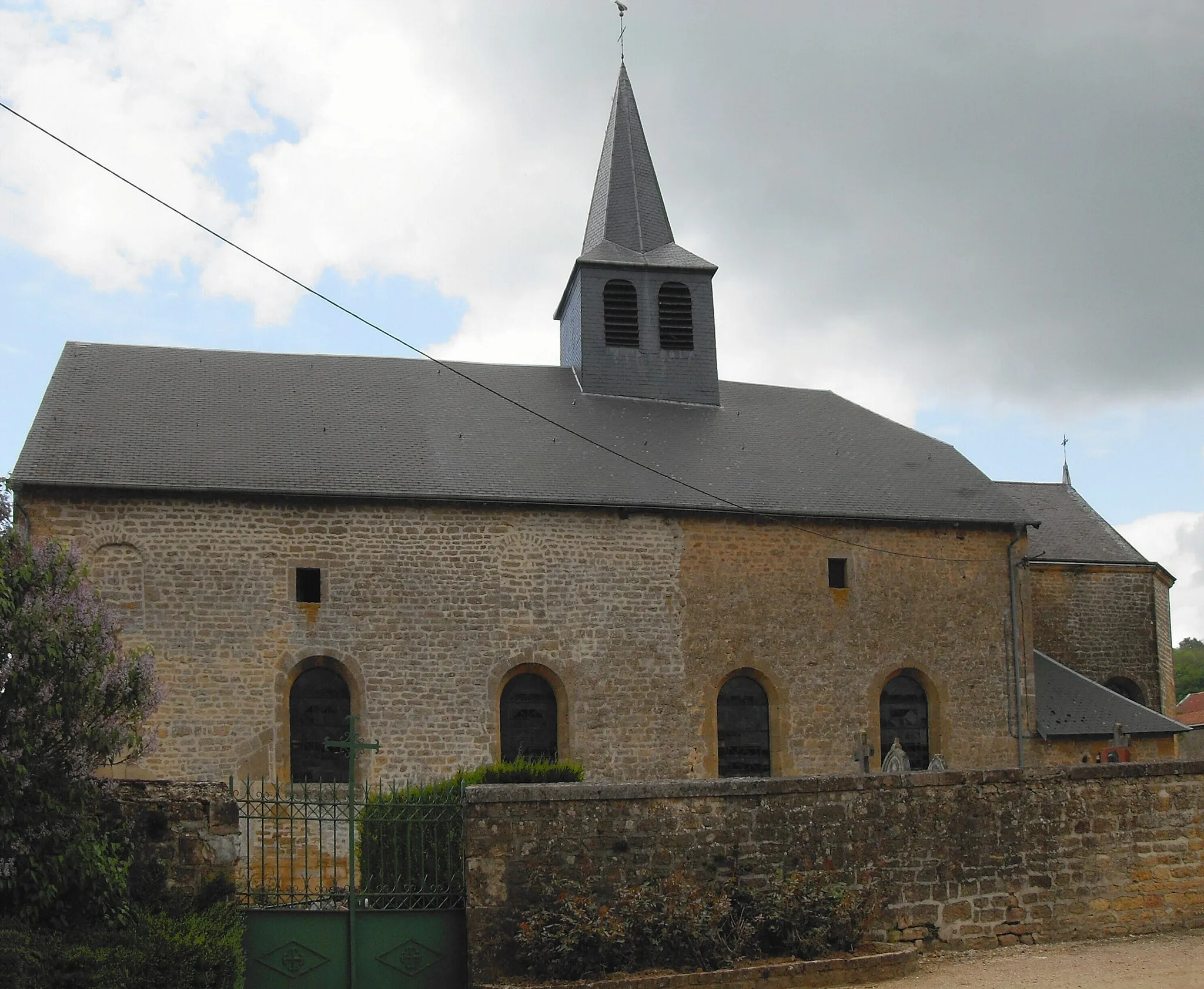 Photo showing: L'église Saint-Hubert à Moulins-Saint-Hubert