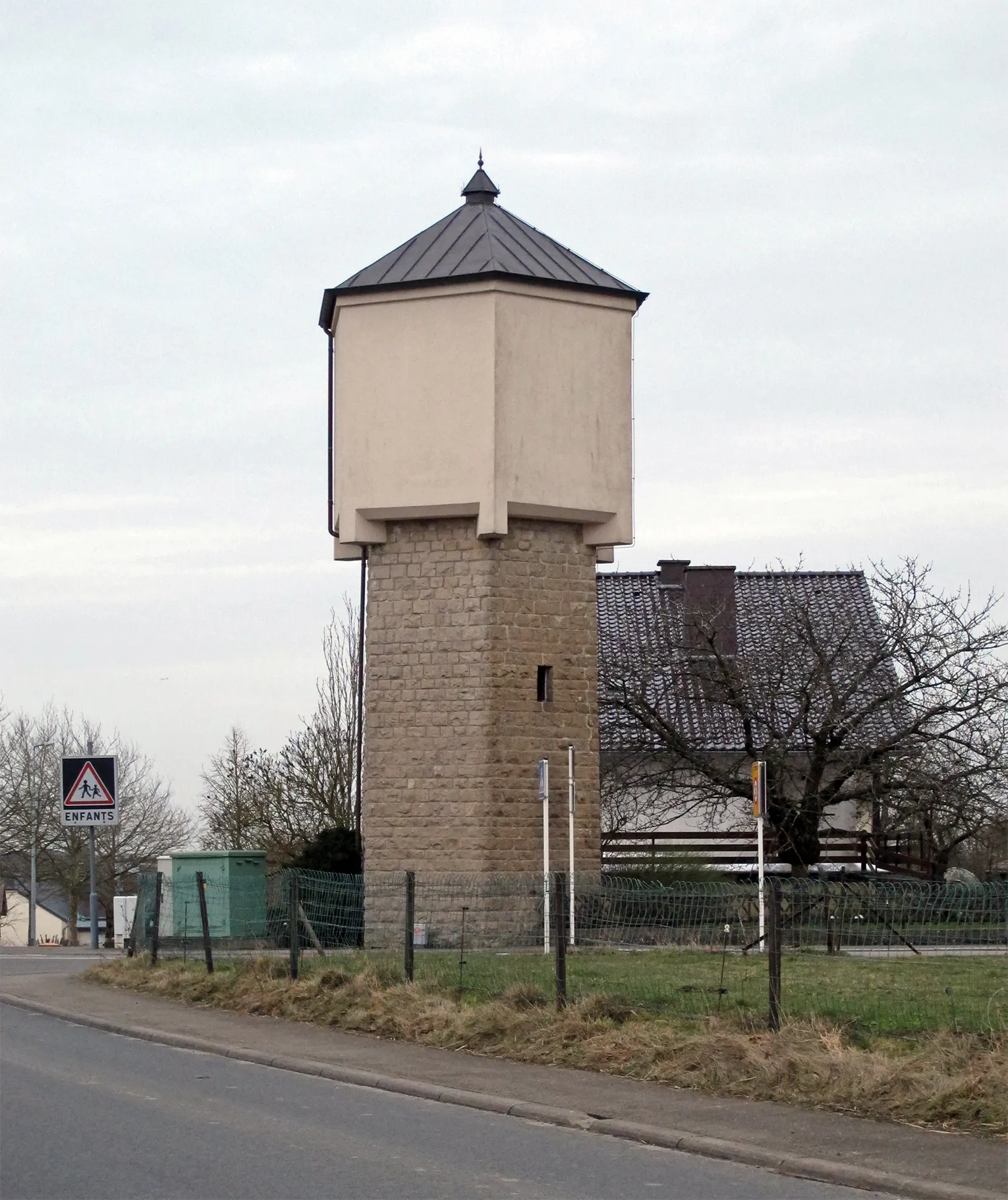Photo showing: Water tower in Dahlem, Luxembourg