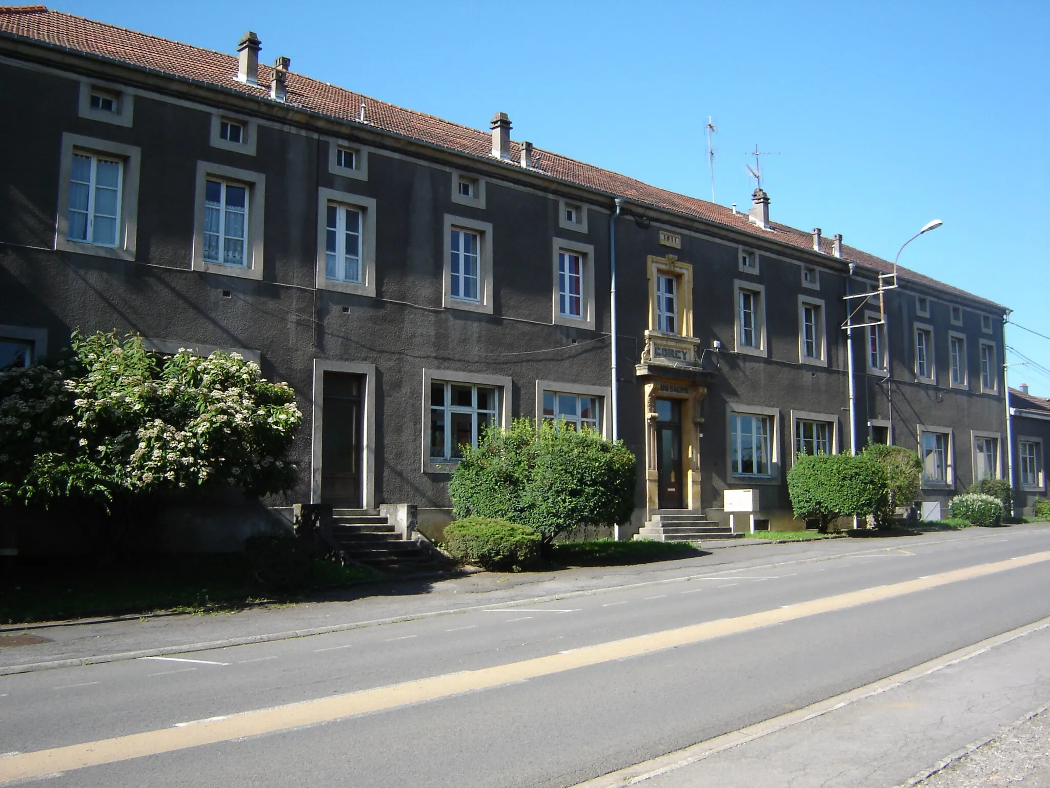 Photo showing: L'ancienne école de Gorcy, construite en 1911.