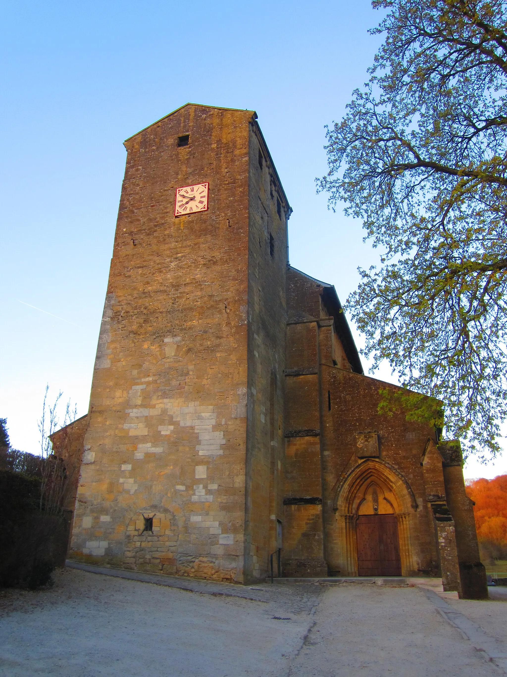 Photo showing: Longuyon church