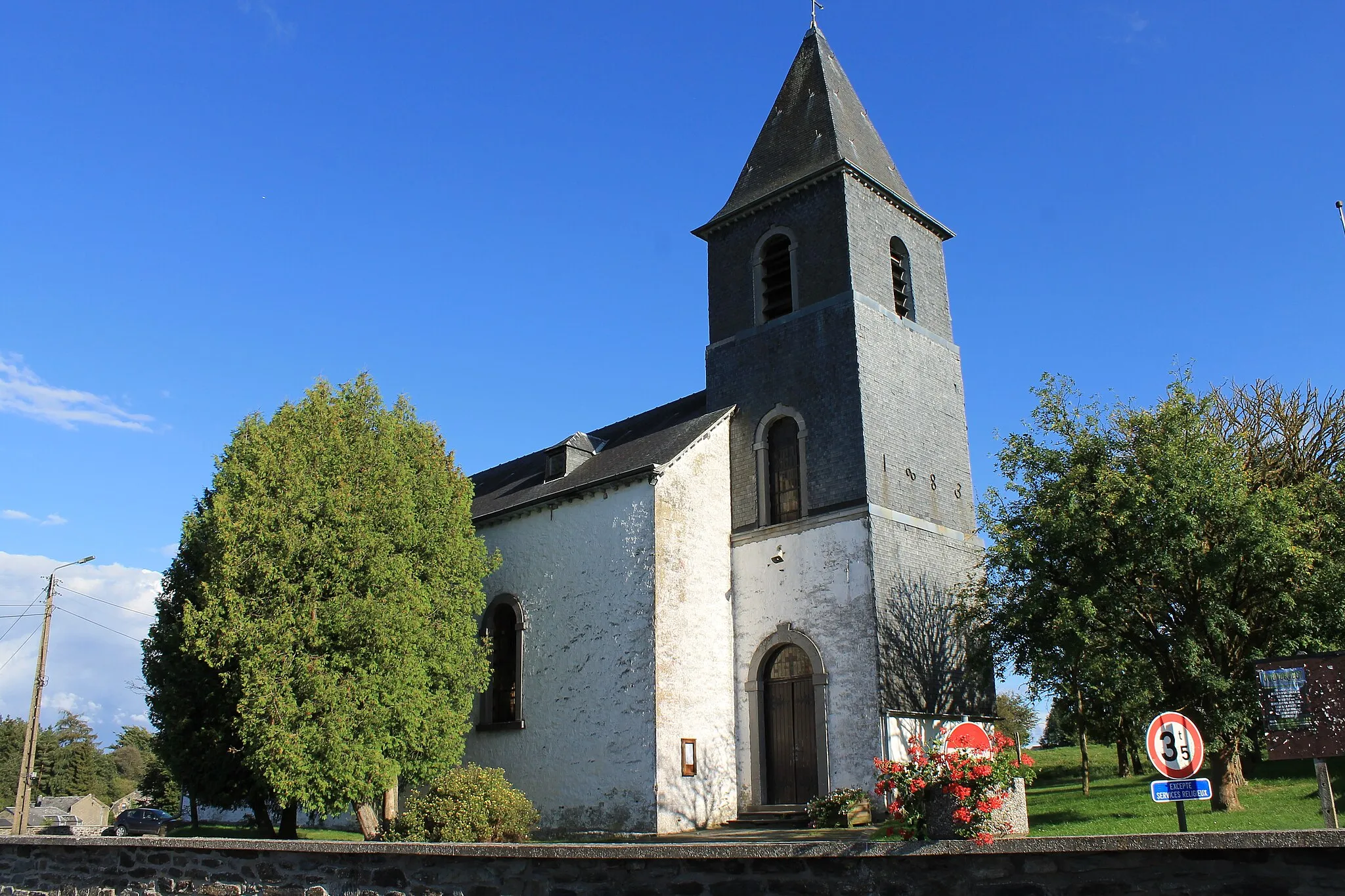 Photo showing: Buret - The church