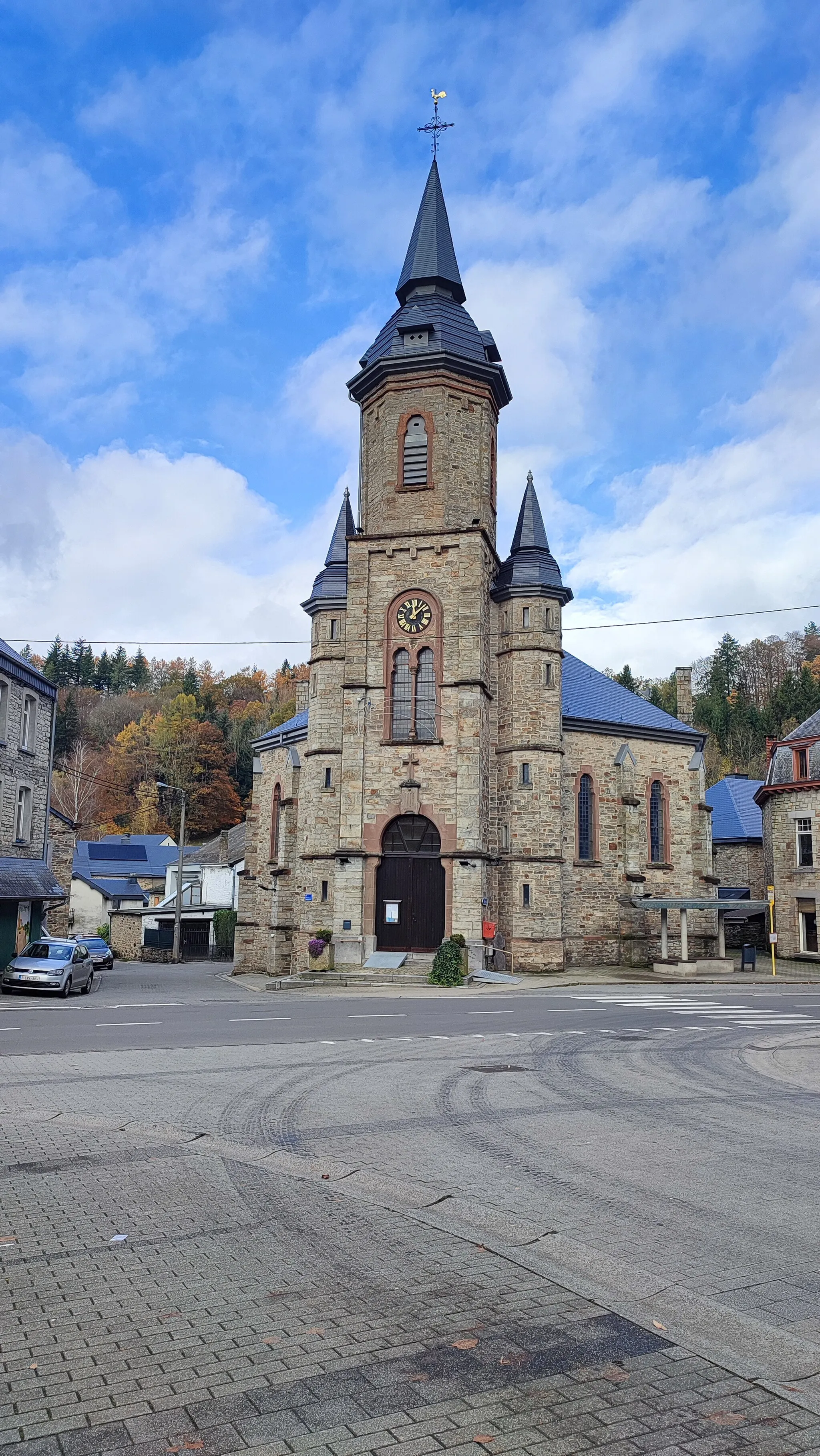 Photo showing: Eglise Saint-Servais de Salmchâteau en 2023
