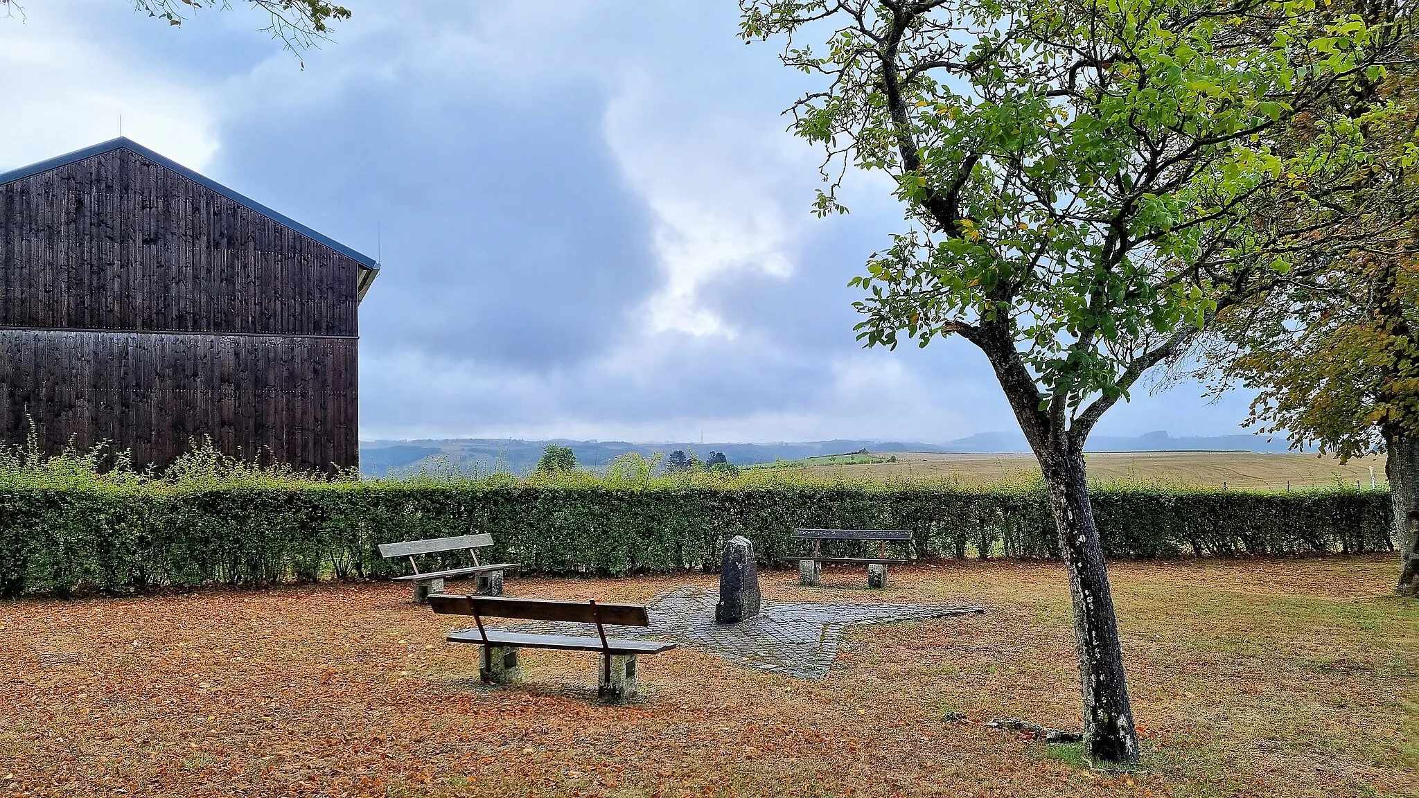 Photo showing: Lieu-dit « Beim Donatus » près de Merkholtz au bord du CR331, commune de Kiischpelt.