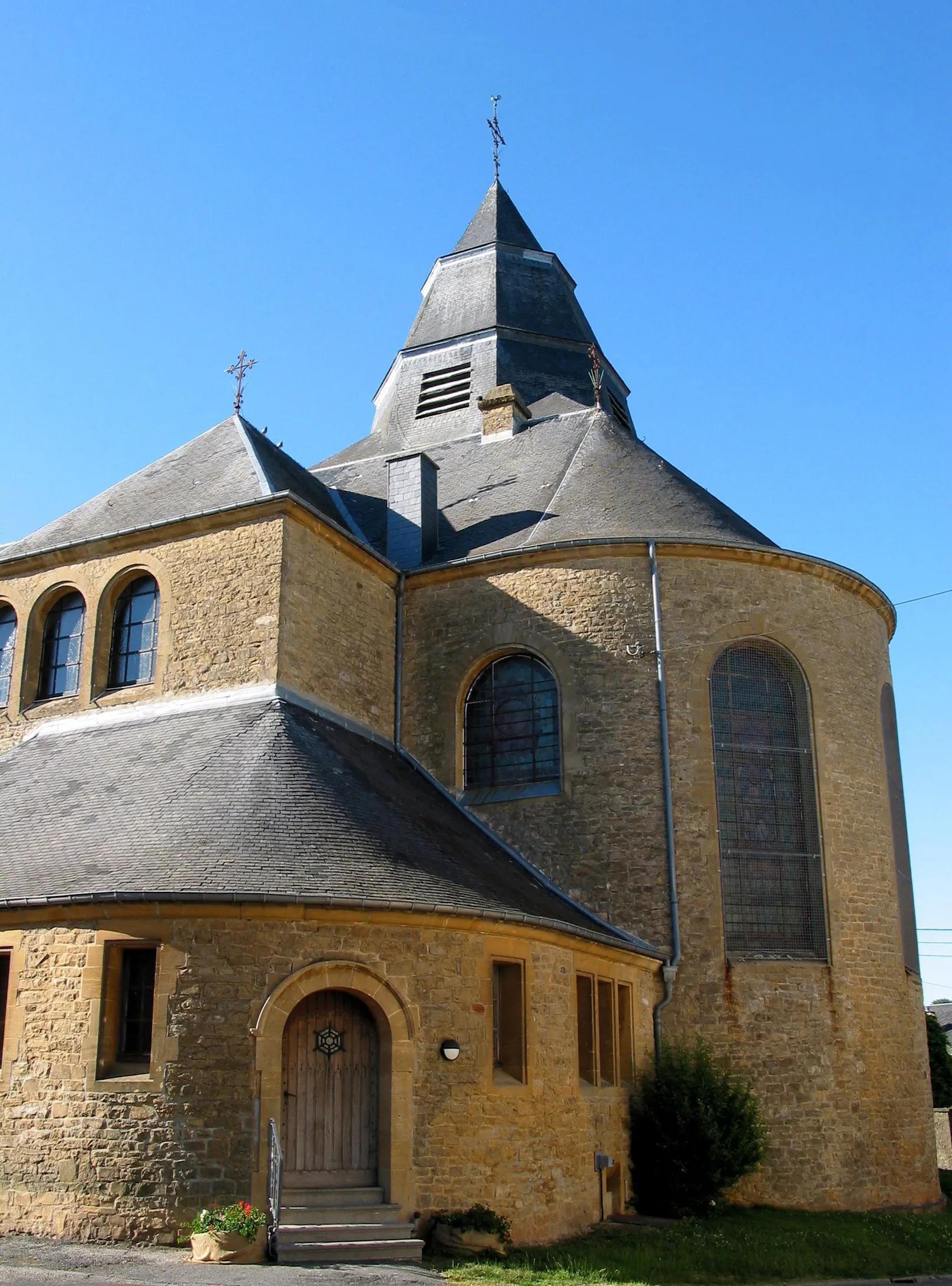 Photo showing: Sainte-Cécile (Belgium),  the St. Cecilia church (1922).