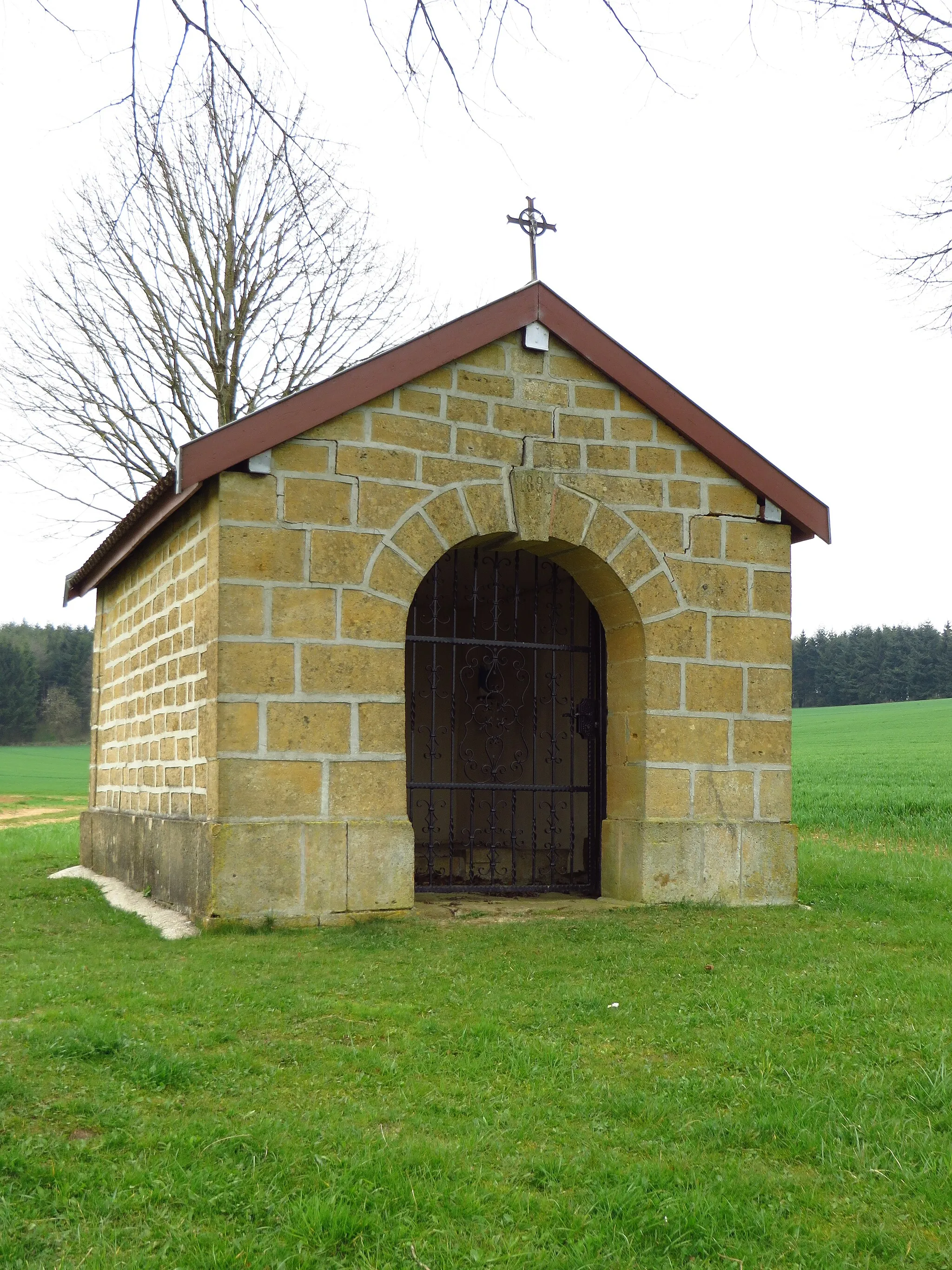 Photo showing: Thonne-le-Thil La chapelle Saint-Donat