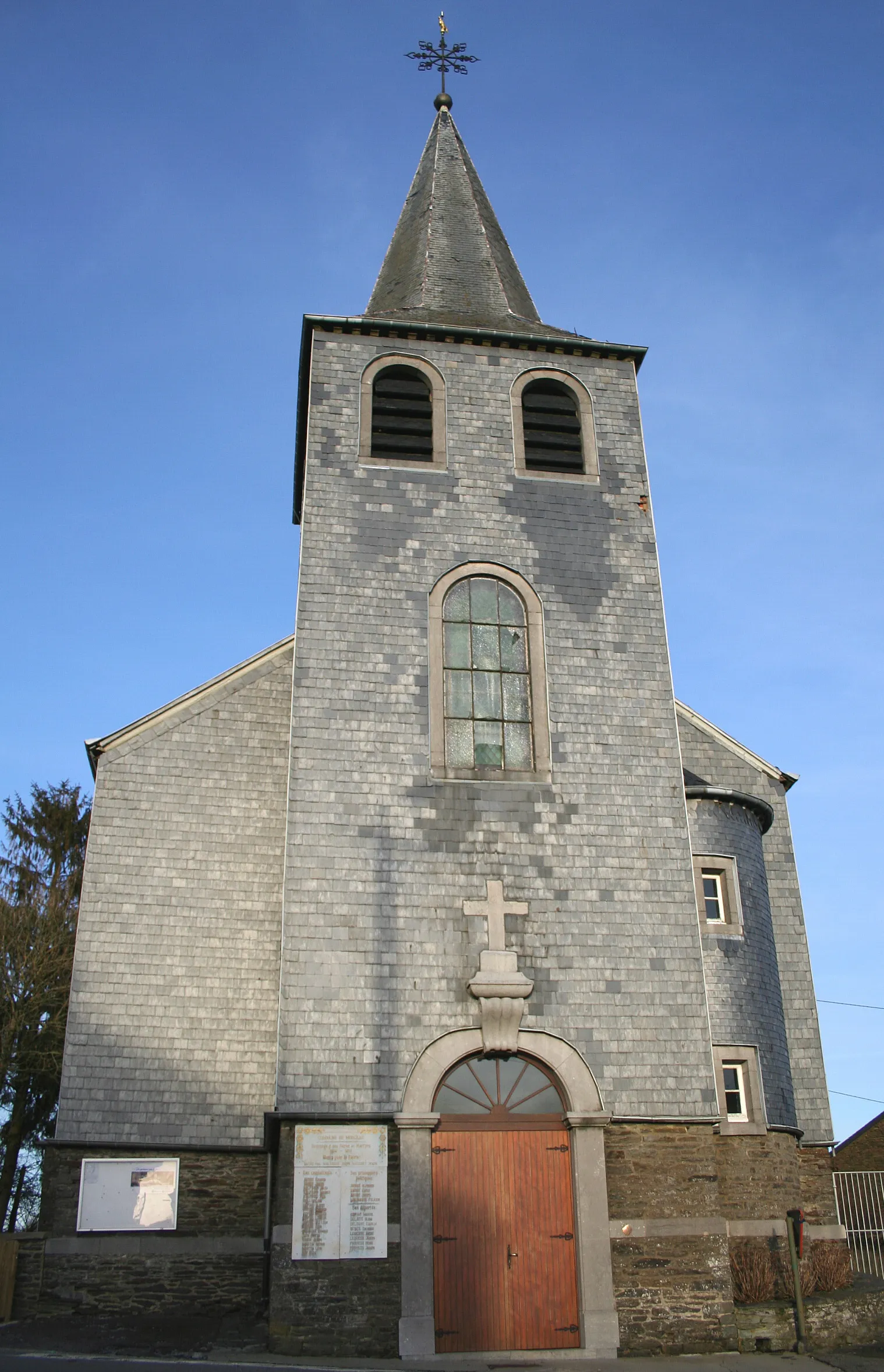 Photo showing: Monceau-en-Ardenne (Belgium), the St. Jacques church (1857).