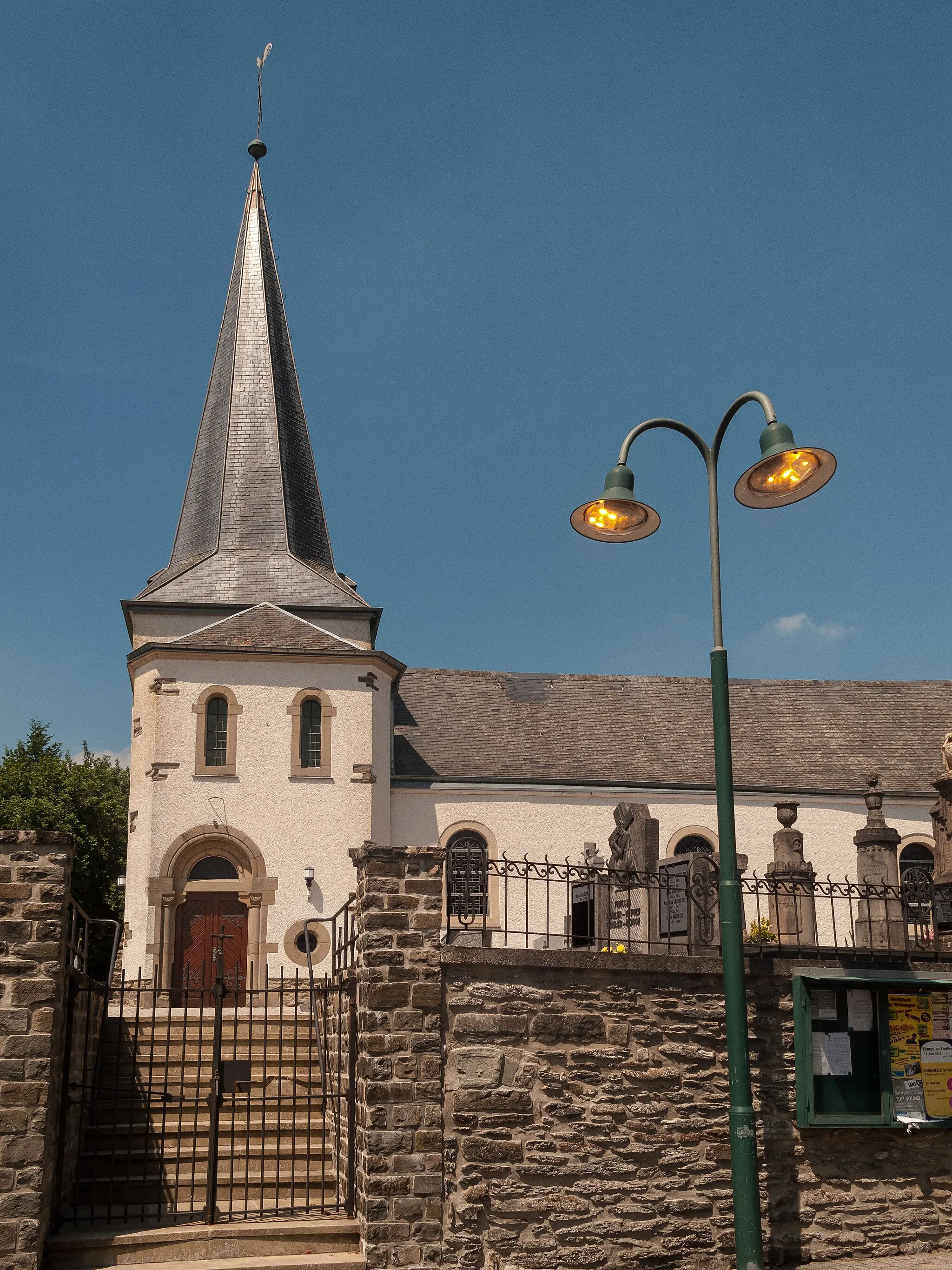 Photo showing: Niederwampach, church