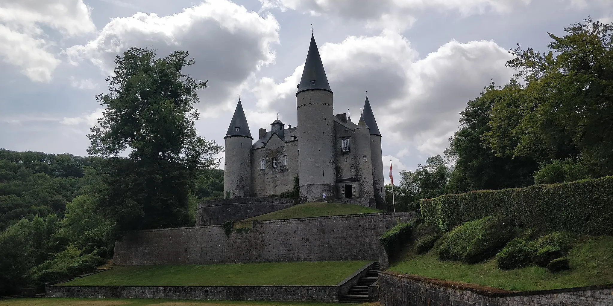 Photo showing: Une photo du chateau de Vêves