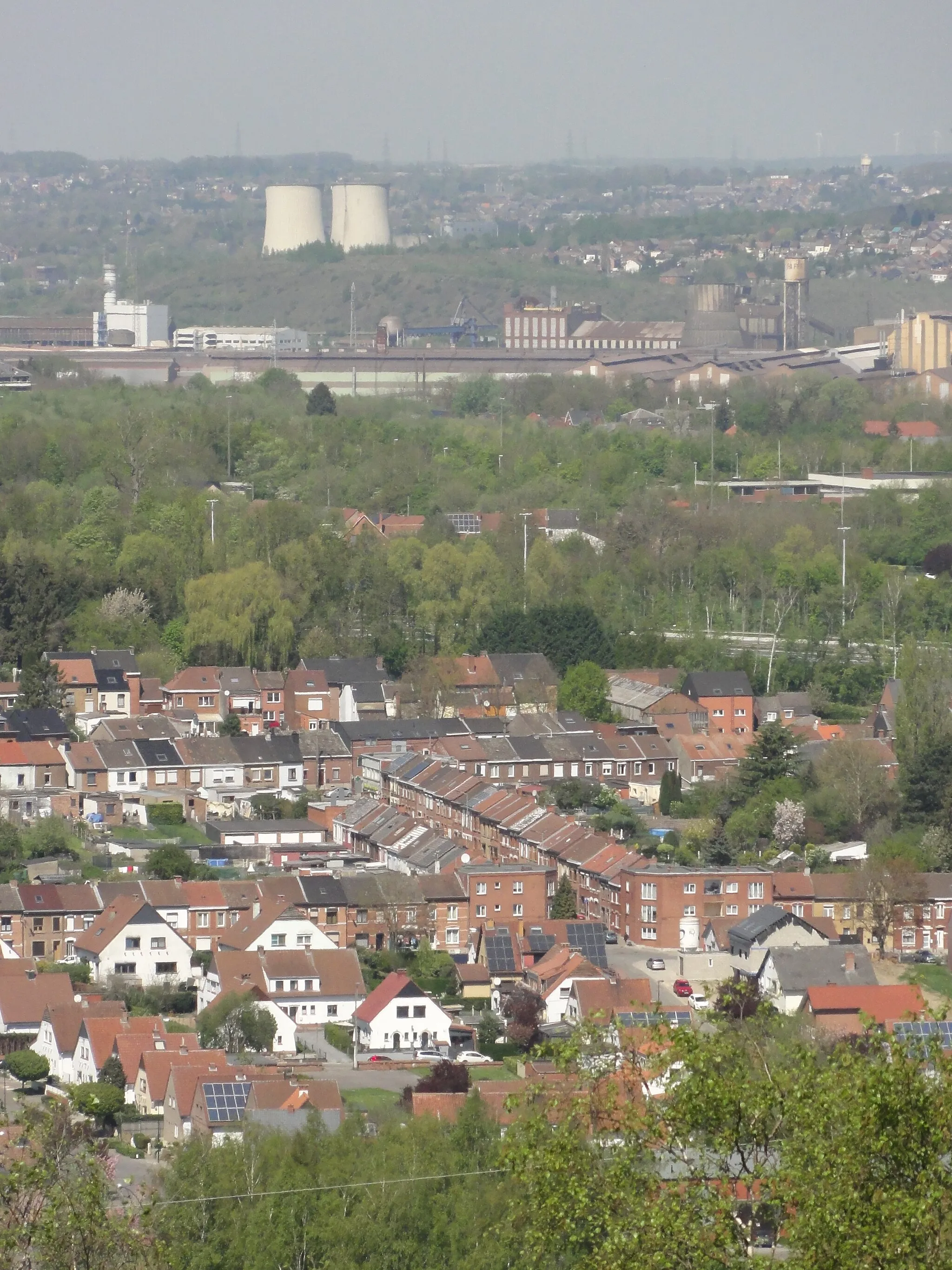 Photo showing: Vue depuis le terril du site du Bois du Cazier