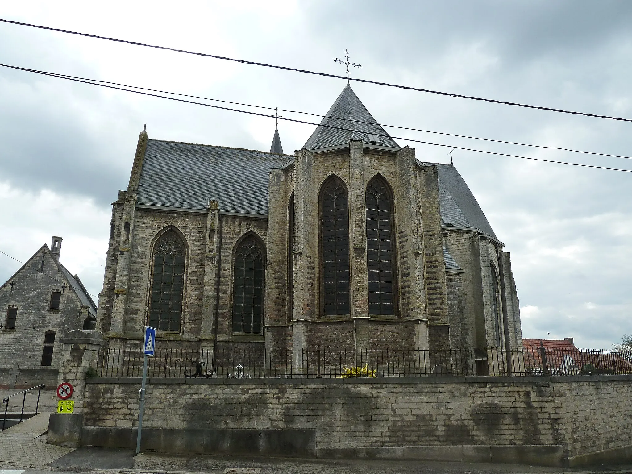 Photo showing: Goddelijke Zaligmakerkerk, Hakendover, Tienen, België