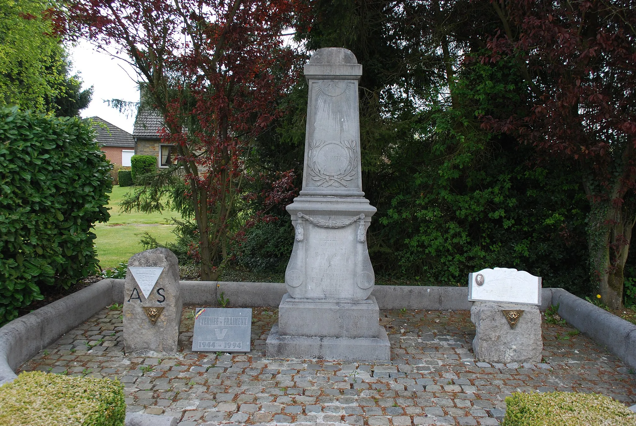 Photo showing: Vue de Fraineux, dans le commune de Nandrin (province de Liège, en Belgique).
