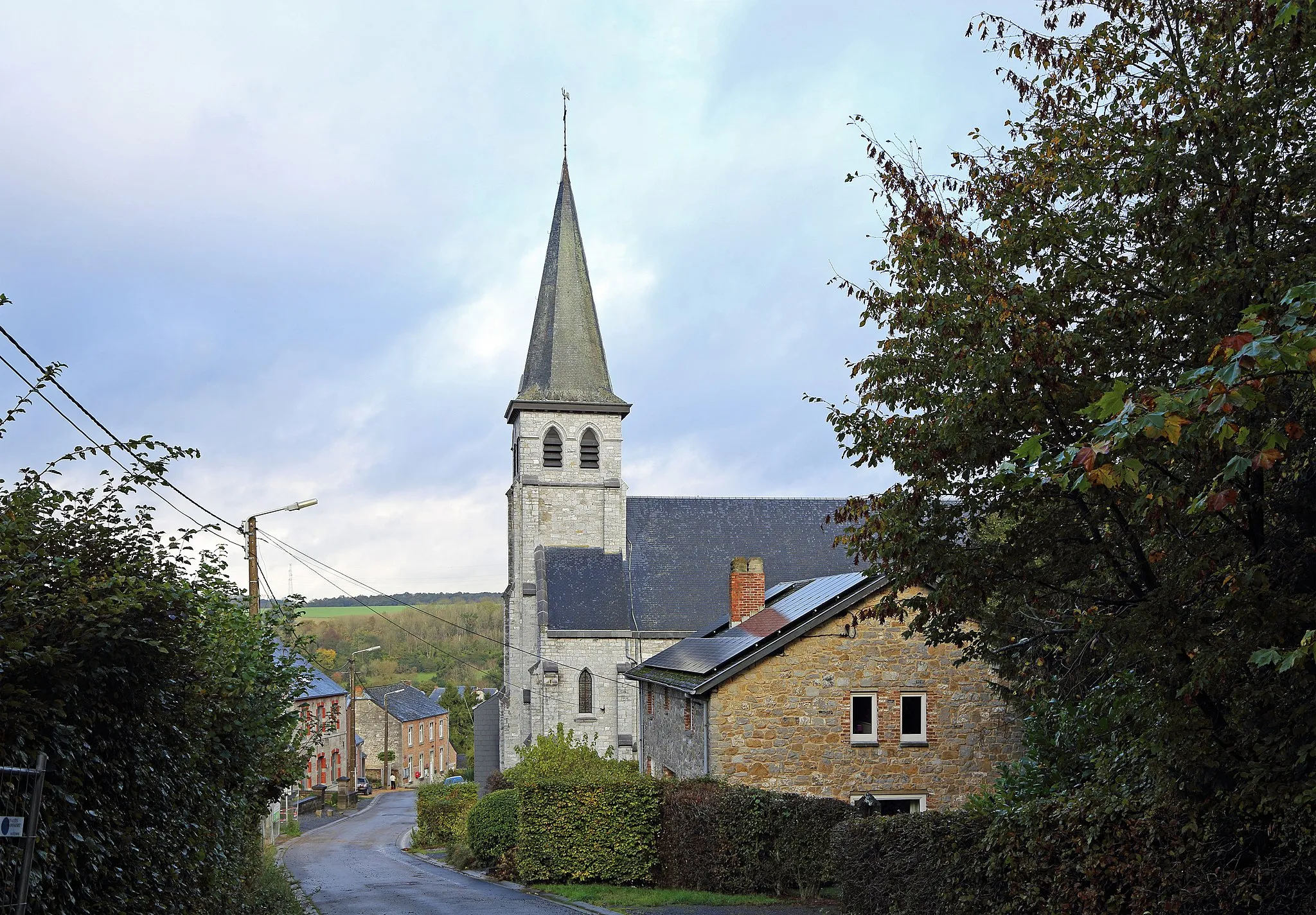 Photo showing: Conjoux (municipality of Ciney, province of Namur, Belgium): the village and St Martin's church